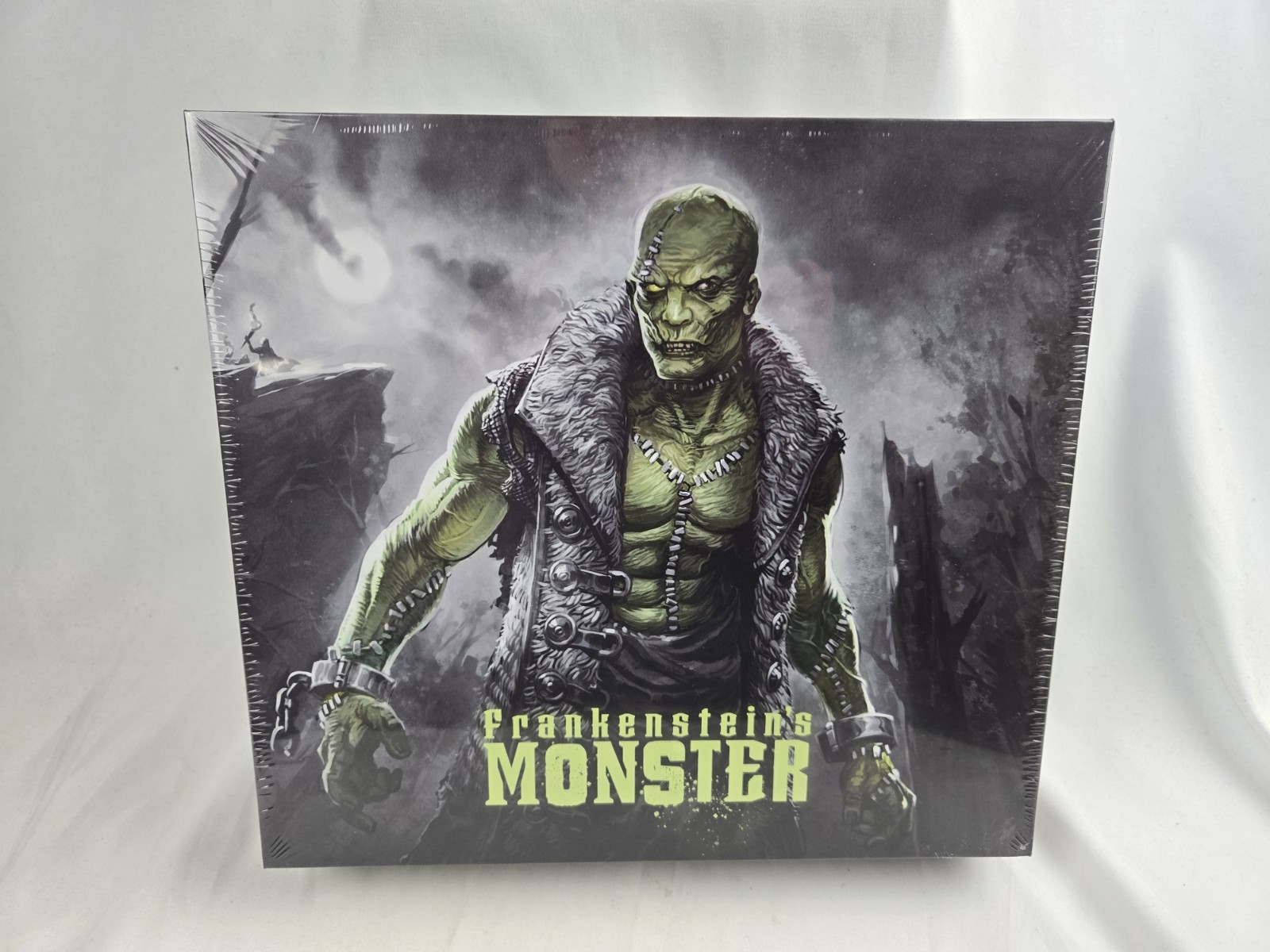 Frankenstein&rsquo;s Monster creature Figura Obscura Four Horseman Retailer Exclusive