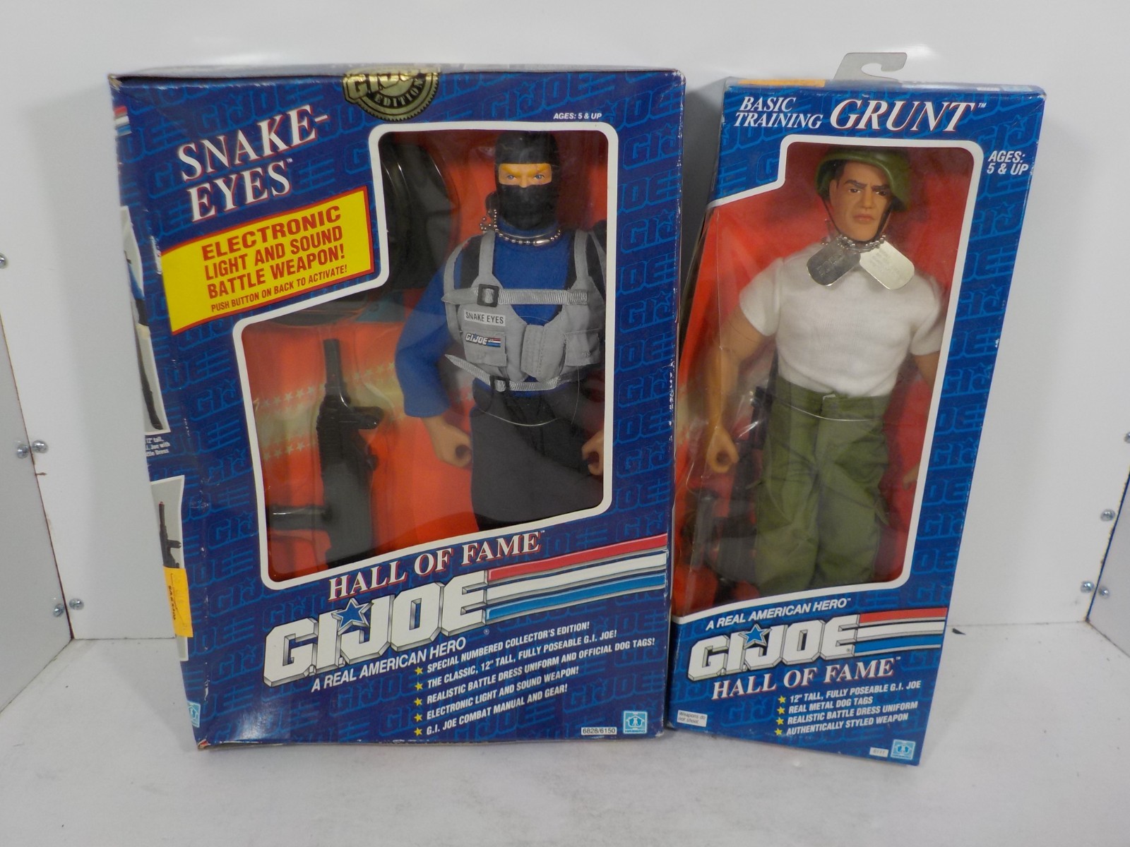 N A327 GI Joe 12&Prime; Hall of Fame Action Figure Lot: Snake Eyes & Grunt (DMG Box)