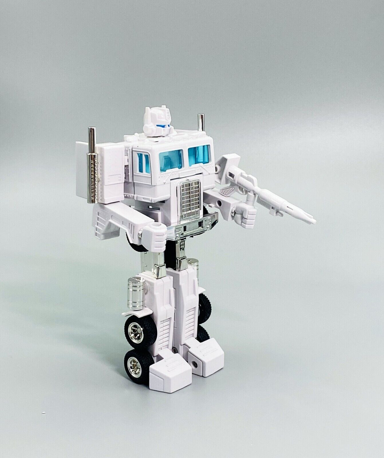 Transform G1 Optimus prime White Complete action figure MISB Gift