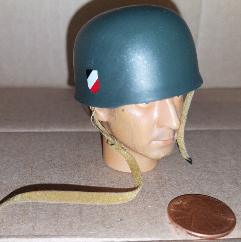 1/6 scale Dragon / DID WWII German Fallschirmjager helmet with straps