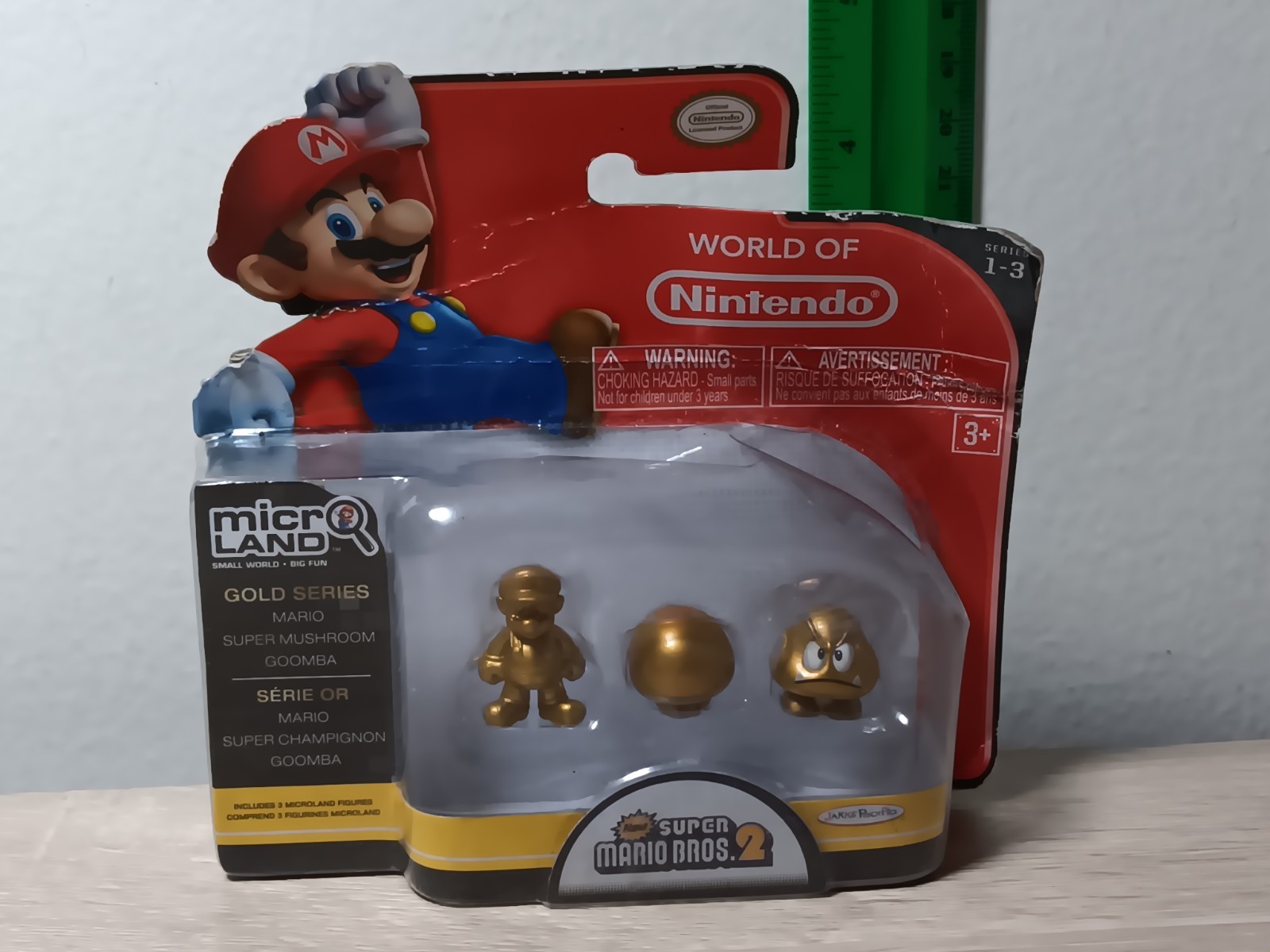 *DAMAGED* 1&Prime; GOLD SERIES Super Mario Micro-Land World of Nintendo Jakks 2015