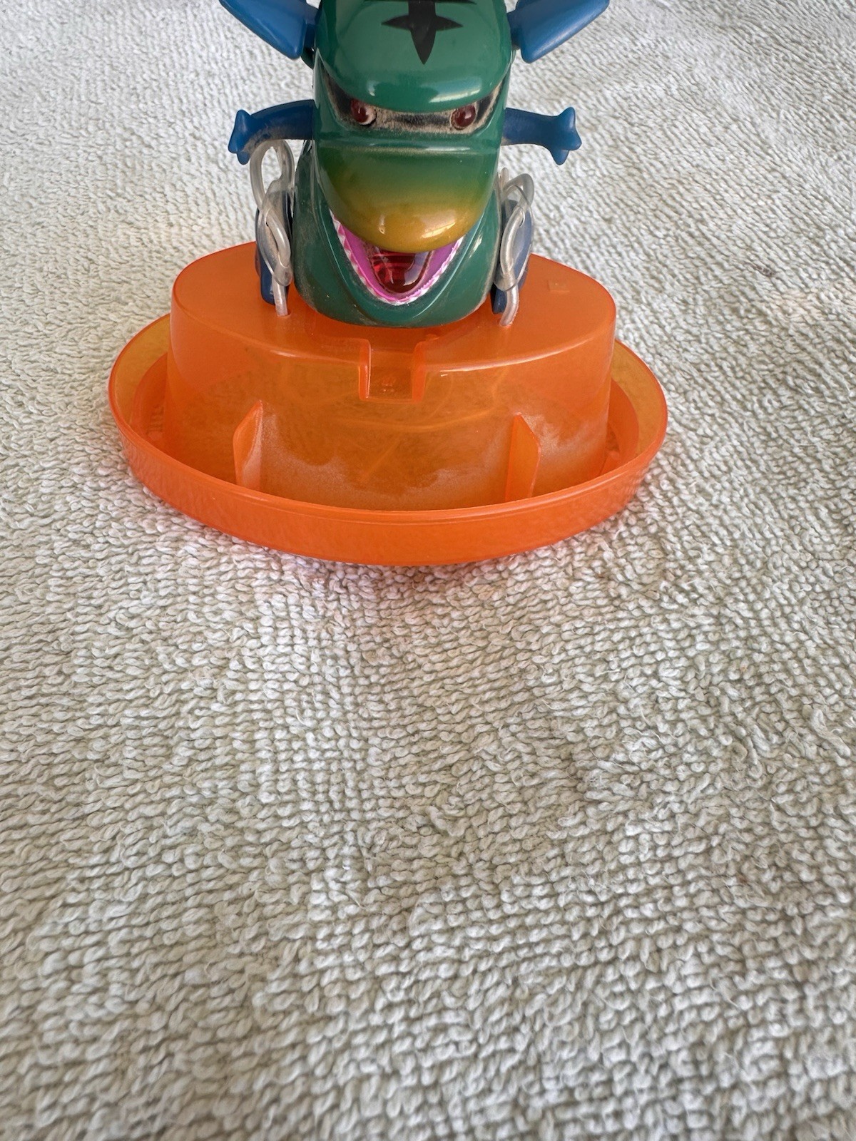 TOMY 2002 Shark Figure on Orange Base Plastic Green Blue Orange
