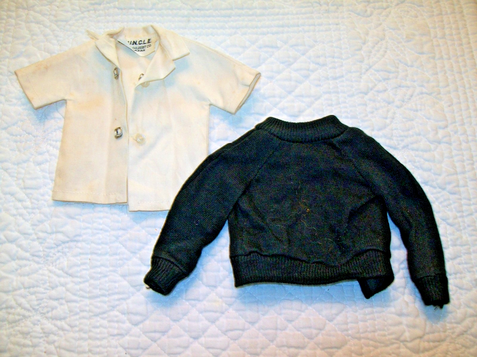 GILBERT MAN FROM UNCLE WHITE SHIRT AND BLACK SWEATER LOOK!