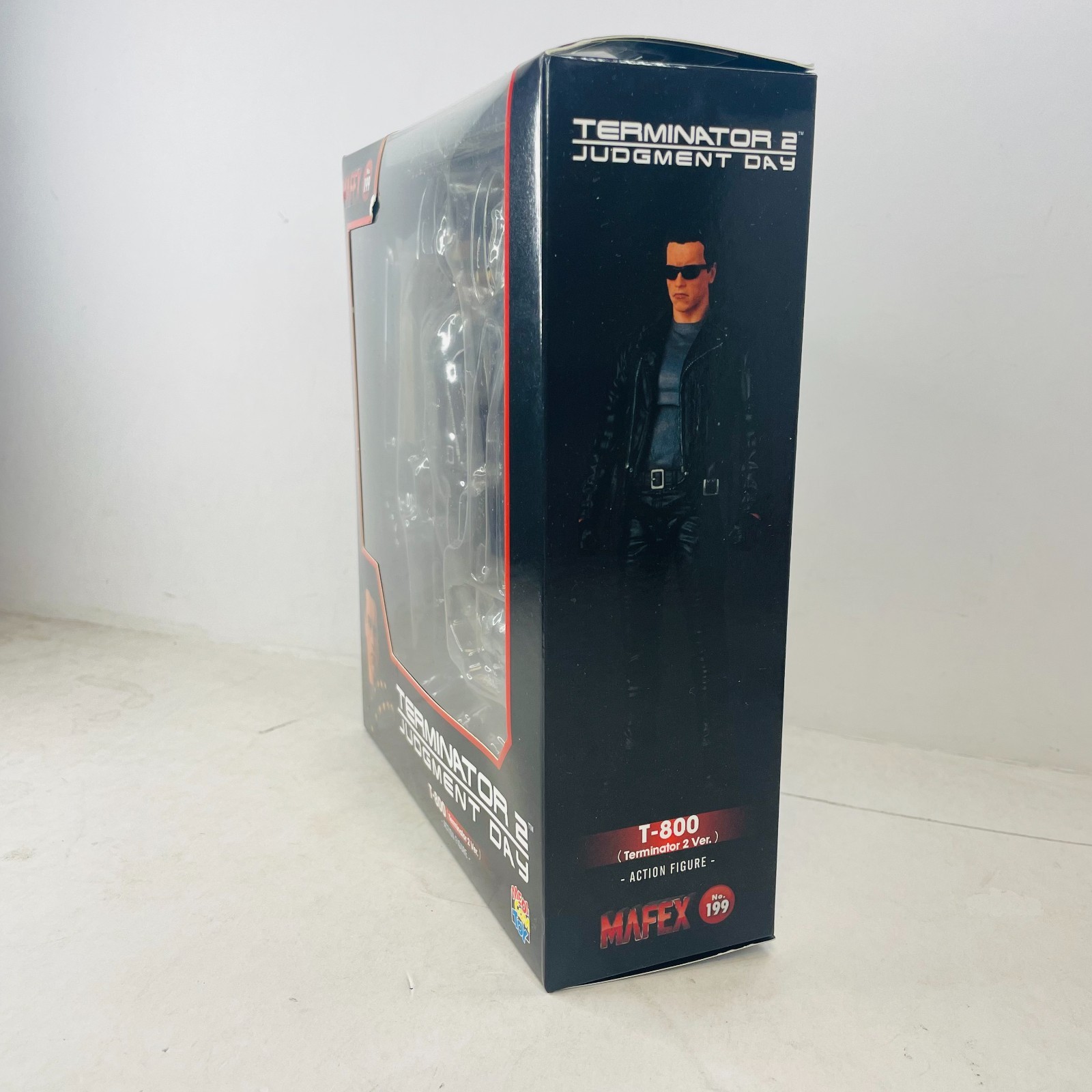 The Terminator 2 Judgment Day Arnold Schwarzenegger T-800 Figures Toys Gift