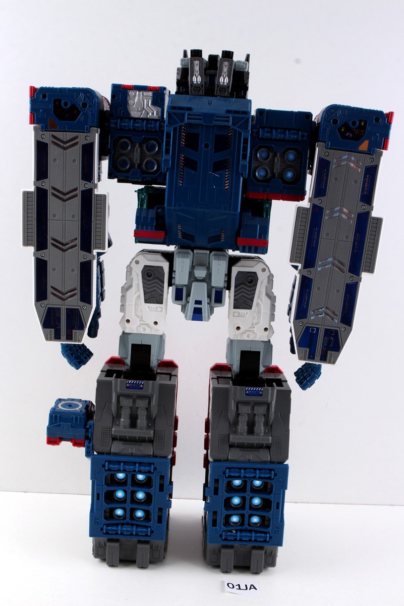 Transformers Titans Return SDCC Fortress Maximus 100% Complete