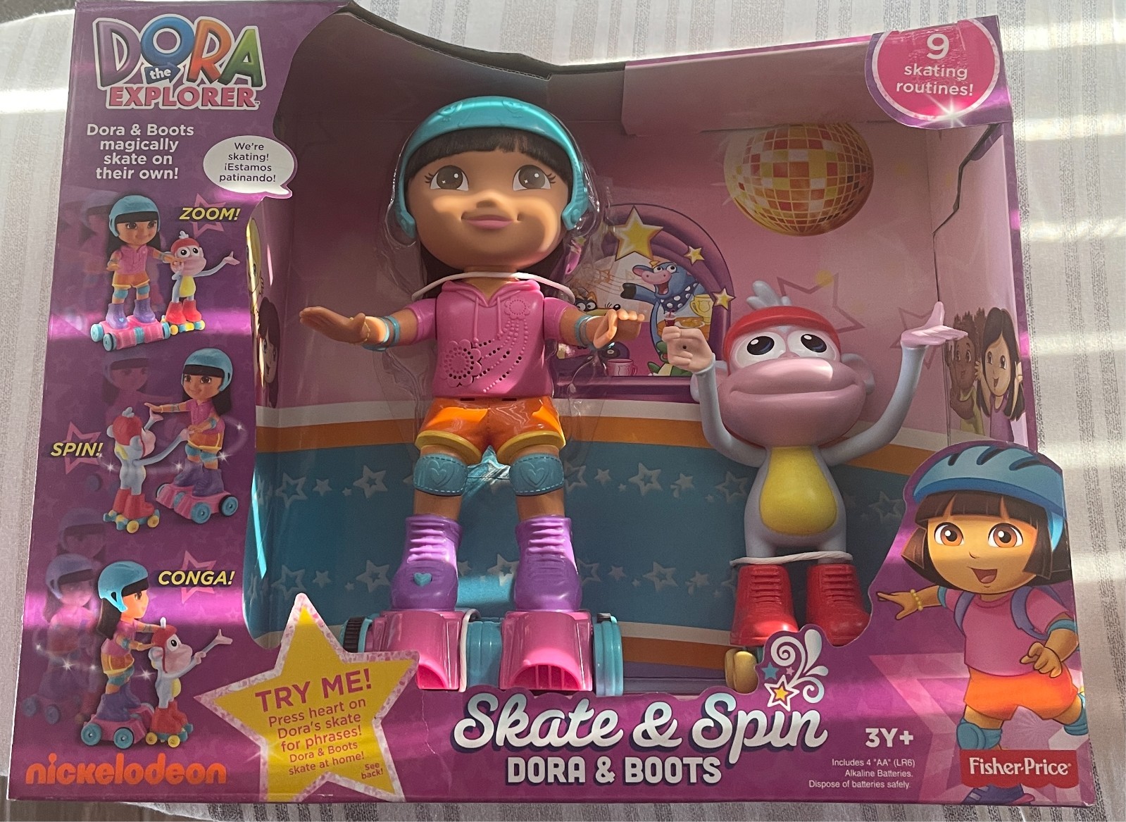NIB Dora the Explorer Skate & Spin Dora & Boots 2013 Nickelodeon NEW Y2K