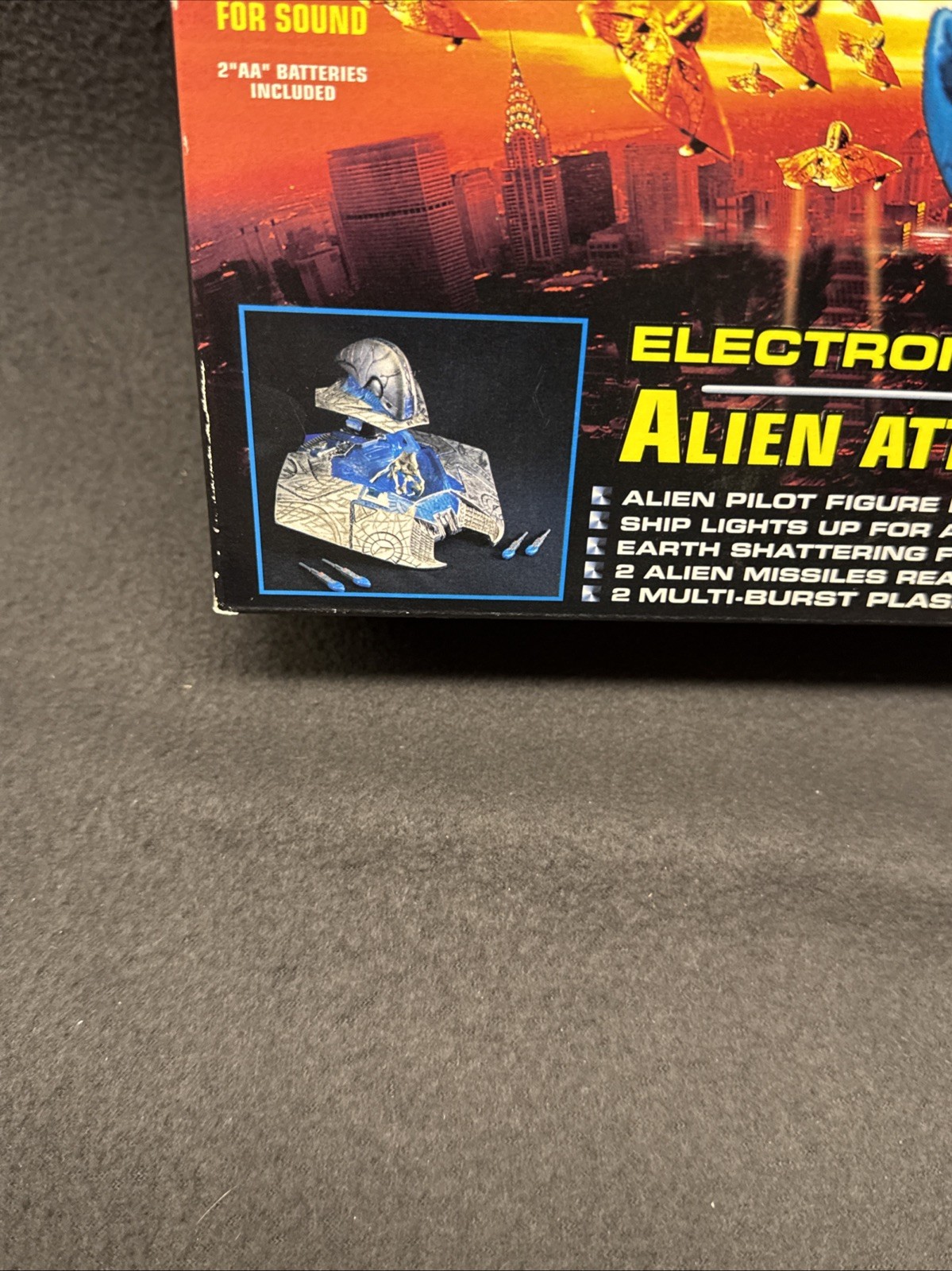Alien Attack Leader Independence Day ID4 Space Ship Trendmasters 1996 NEW in BOX