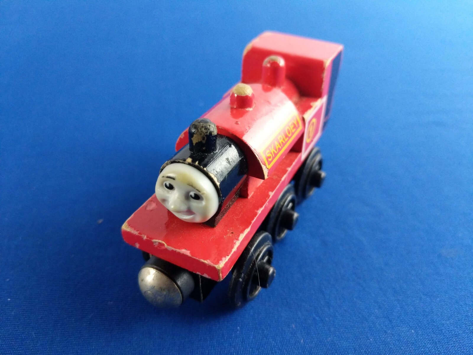 SKARLOEY (1996) First Edition! No name on Bottom / Thomas Wooden Train