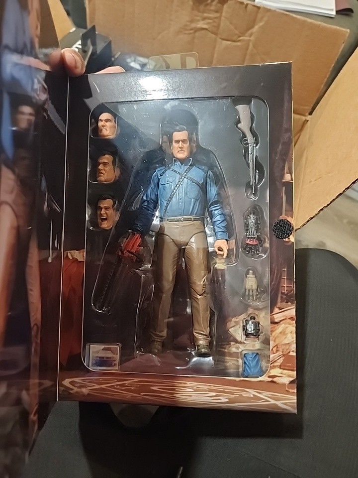 NECA 🔥Ash vs Evil Dead -7 inch Action Figure – Amazing Detail🔥Starz TV; MISB🔥