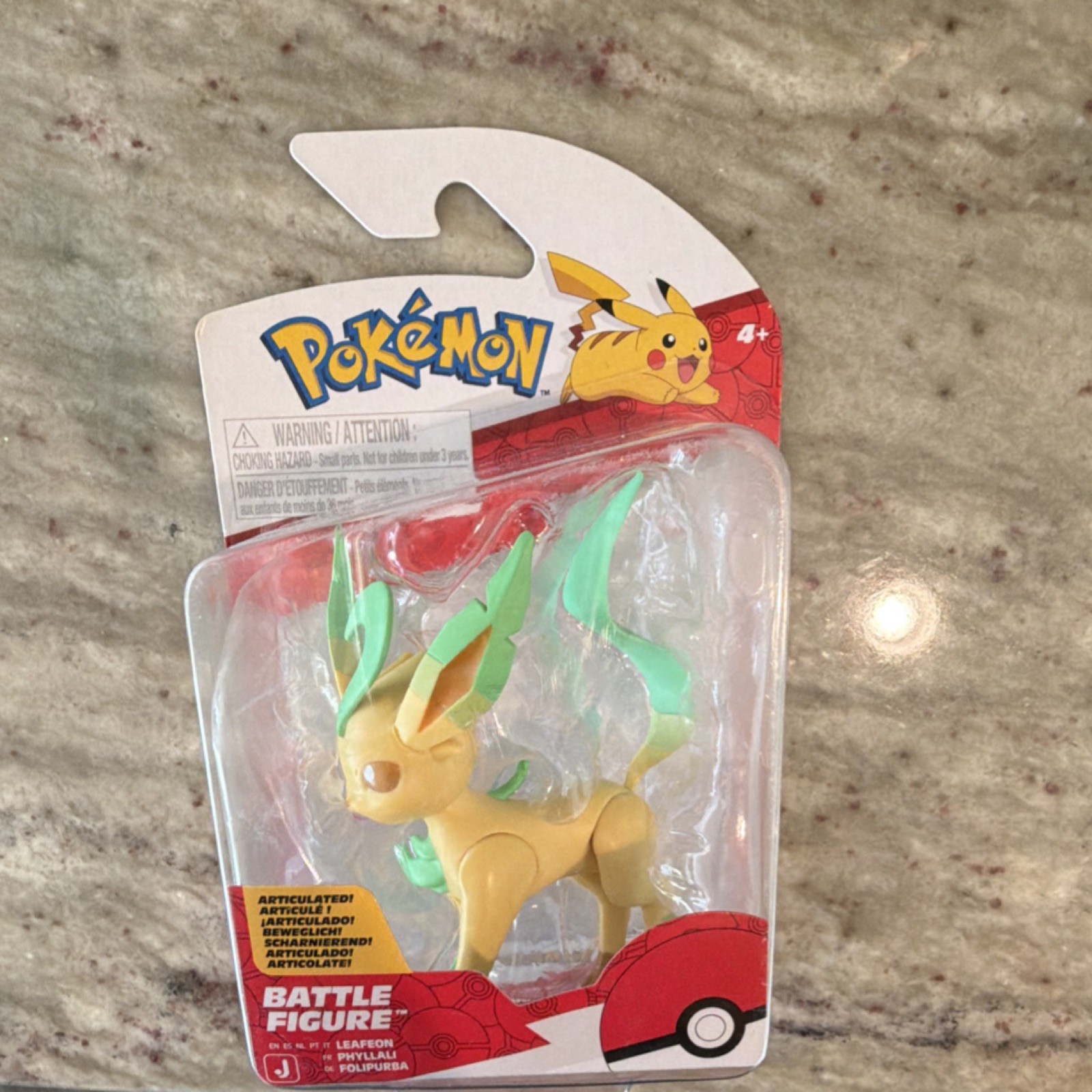Jazwares Pokémon Leafeon Battle Figure Articulated 4+ Plastic Tan/Green