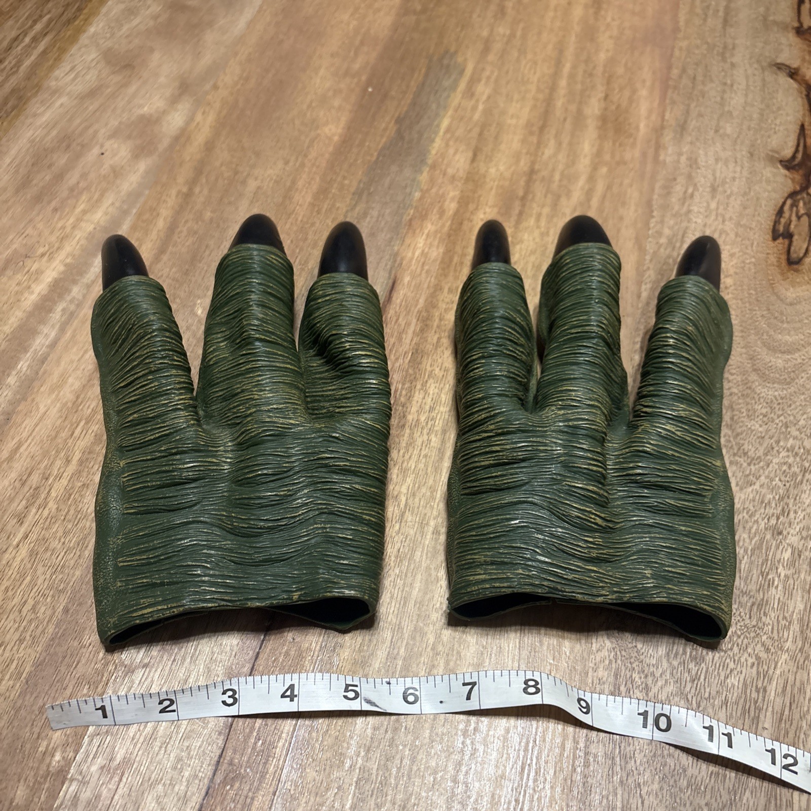 Jurassic Dinosaur Claws – Gloves – Halloween Costume – Raptor – Dino