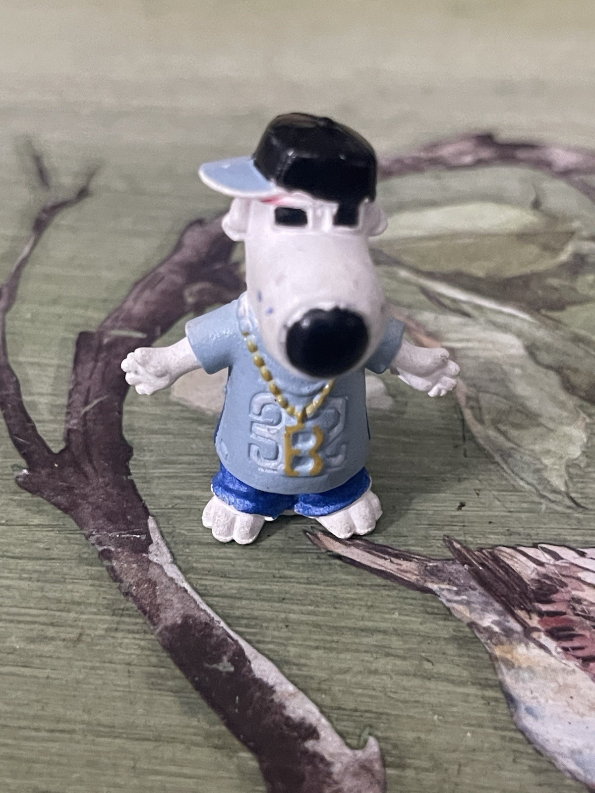 Vintage Family Guy 1” Gashapon Mini PVC Figure Brian Hip Hop Y2K