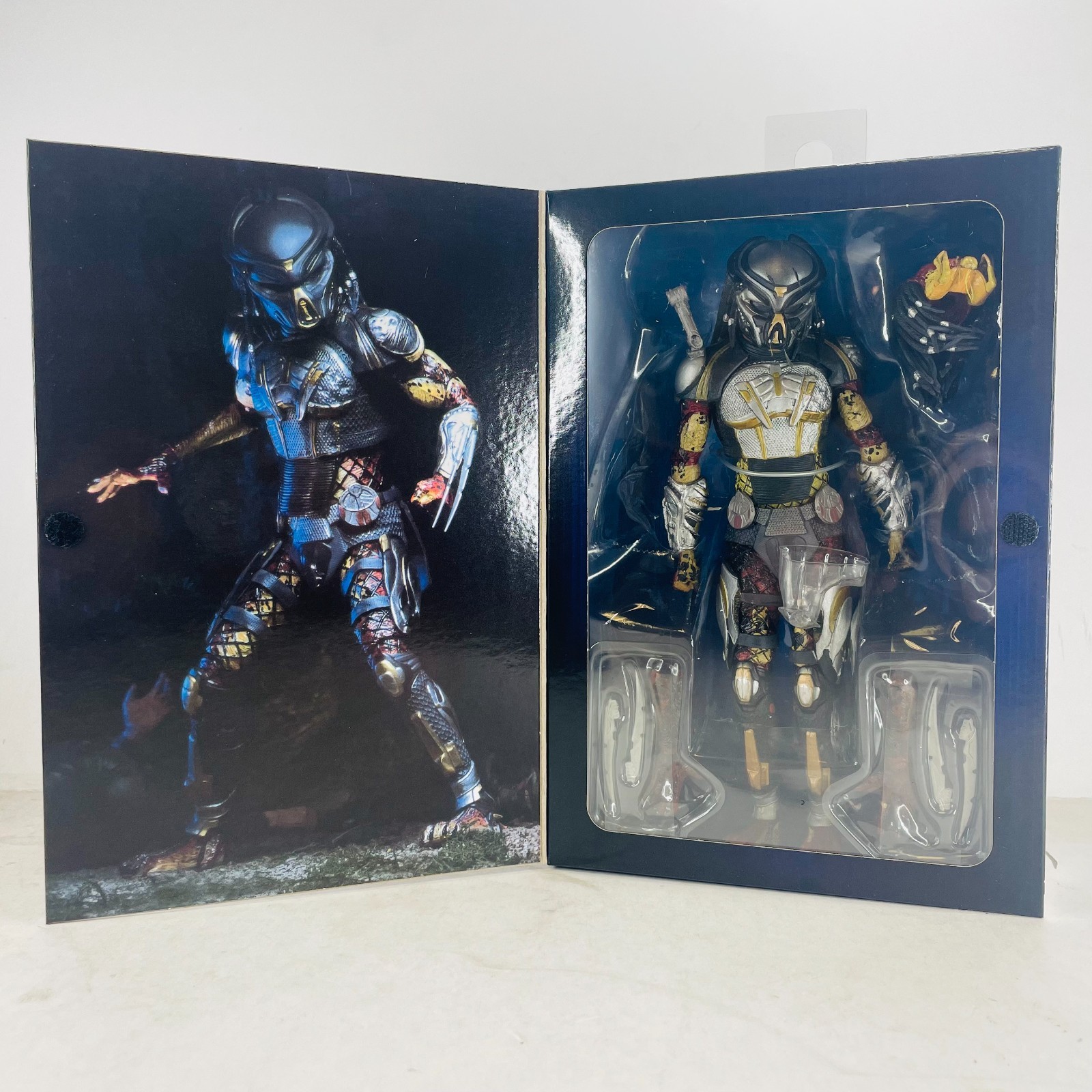 Ultimate Fugitive Predator 7-inch Action Figure w/Accessories Toys Gift Model