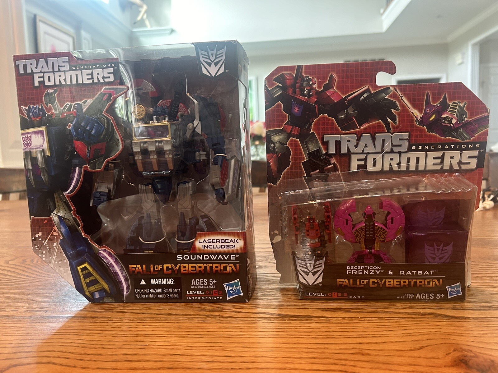 Transformers Generations Soundwave, Decepticon Frenzy and Ratbat