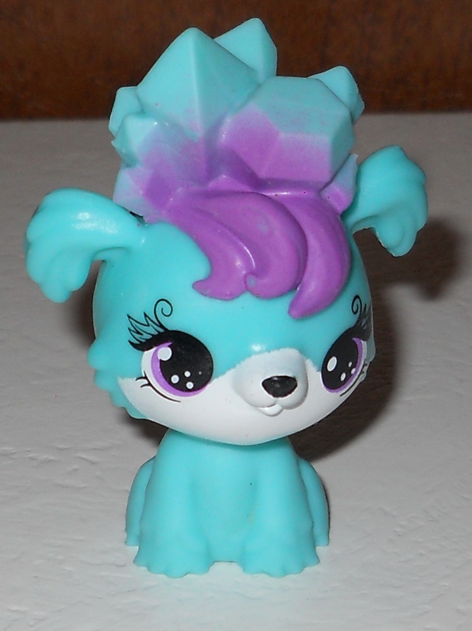 Blume Petal Pets PUPPY DOG Miniature Pet Figure
