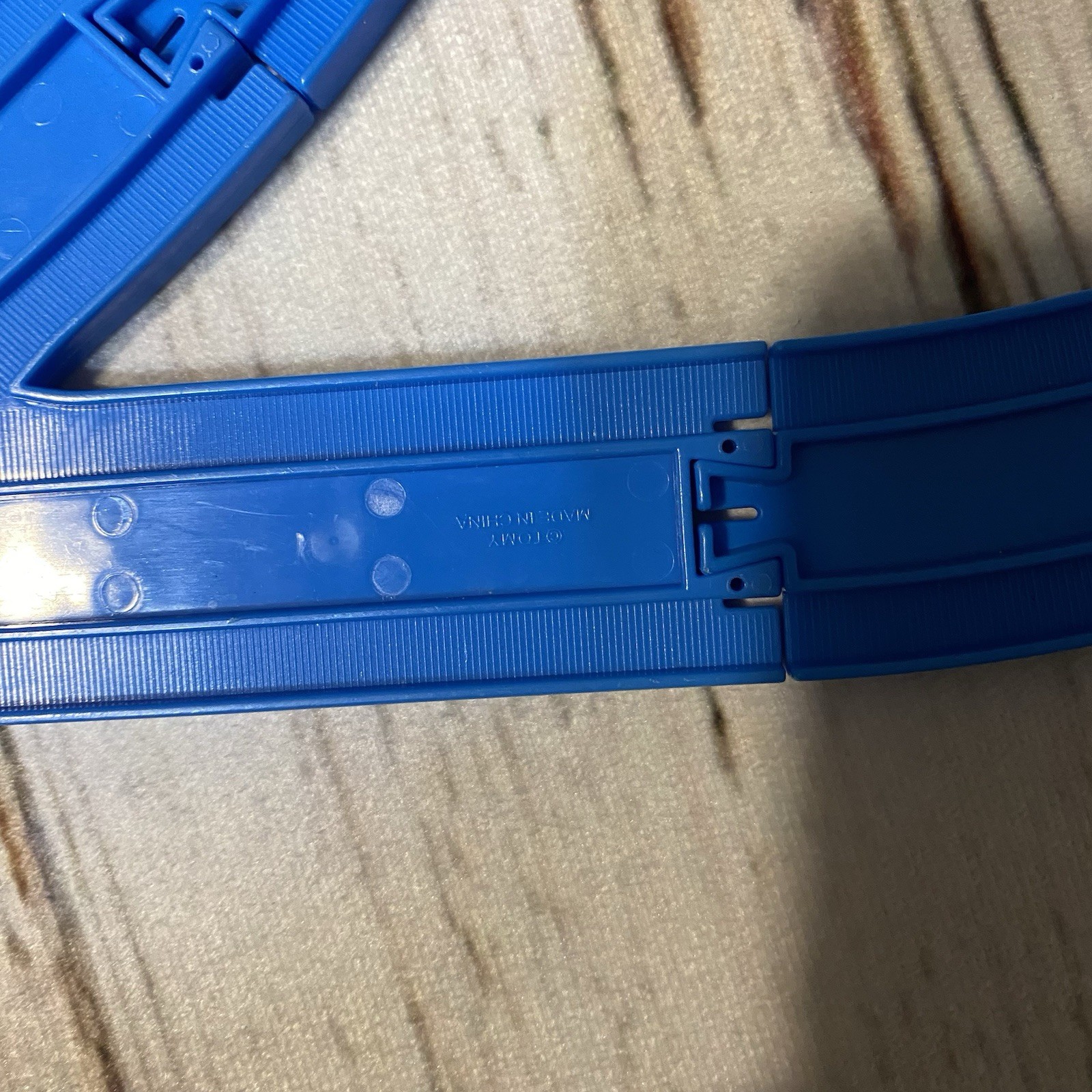 TOMY Thomas the Train Blue Train Tracks 15 Curved & 1 Switch Track Junction Toy