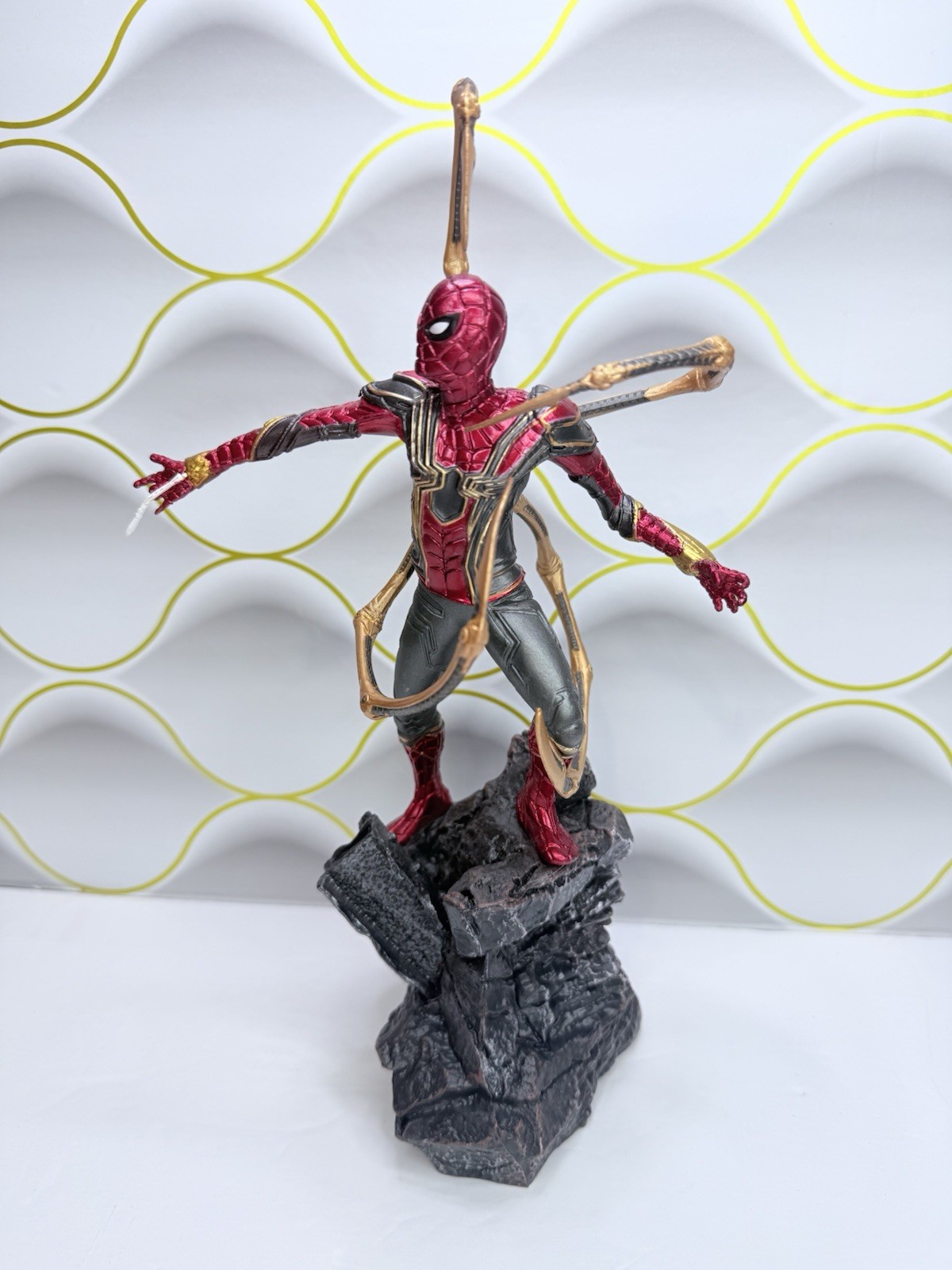 Spiderman Figure – Marvel PVC Resin Toy – Spiderman Collectible Gift 9 Inch