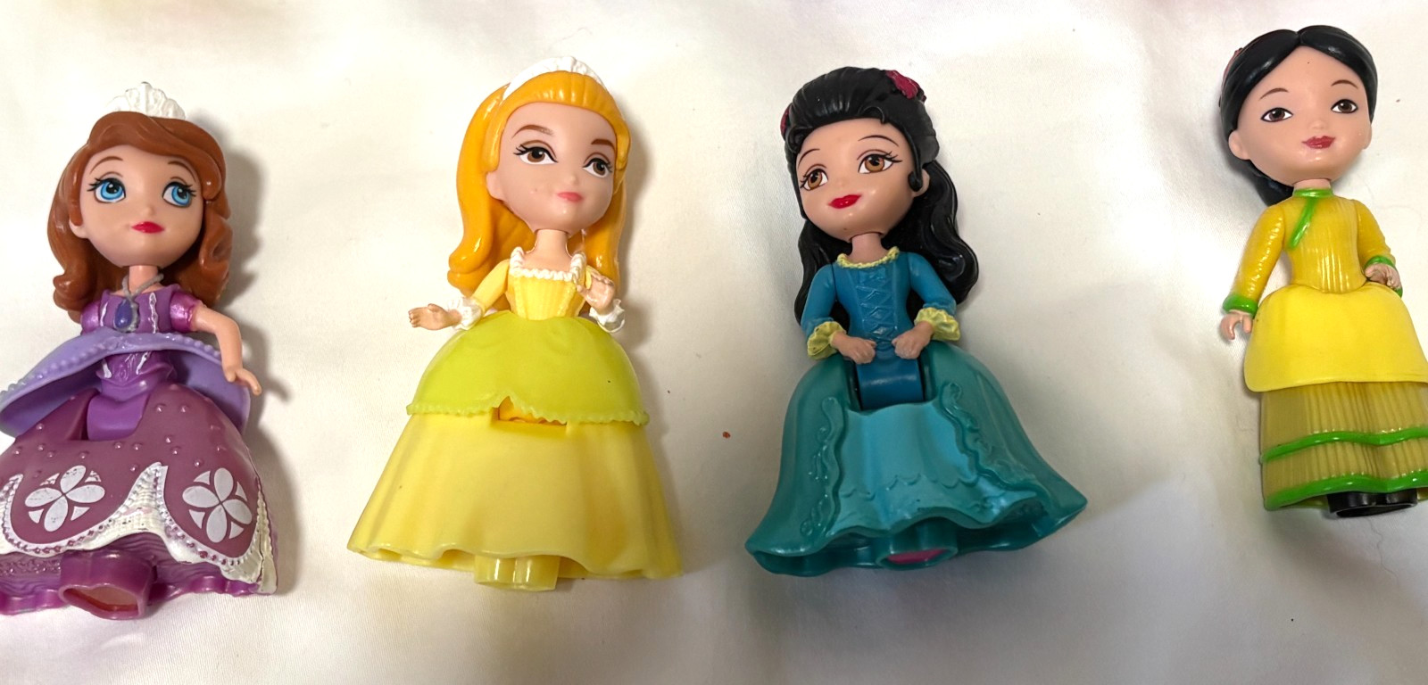 Disney Sofia the First Royal Prep Academy Doll Lot 8 Magical Talking Castle 2014