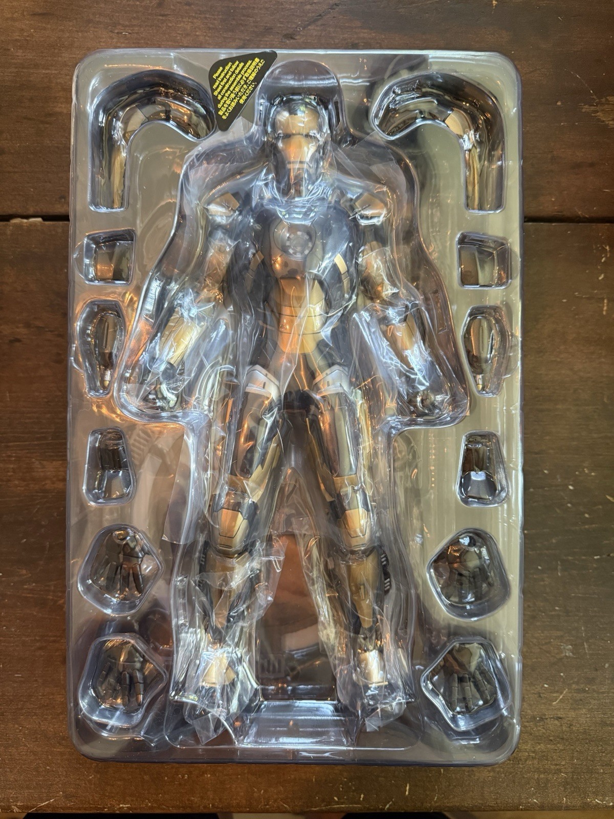 Hot Toys MMS248 MK20 Python Iron Man 3