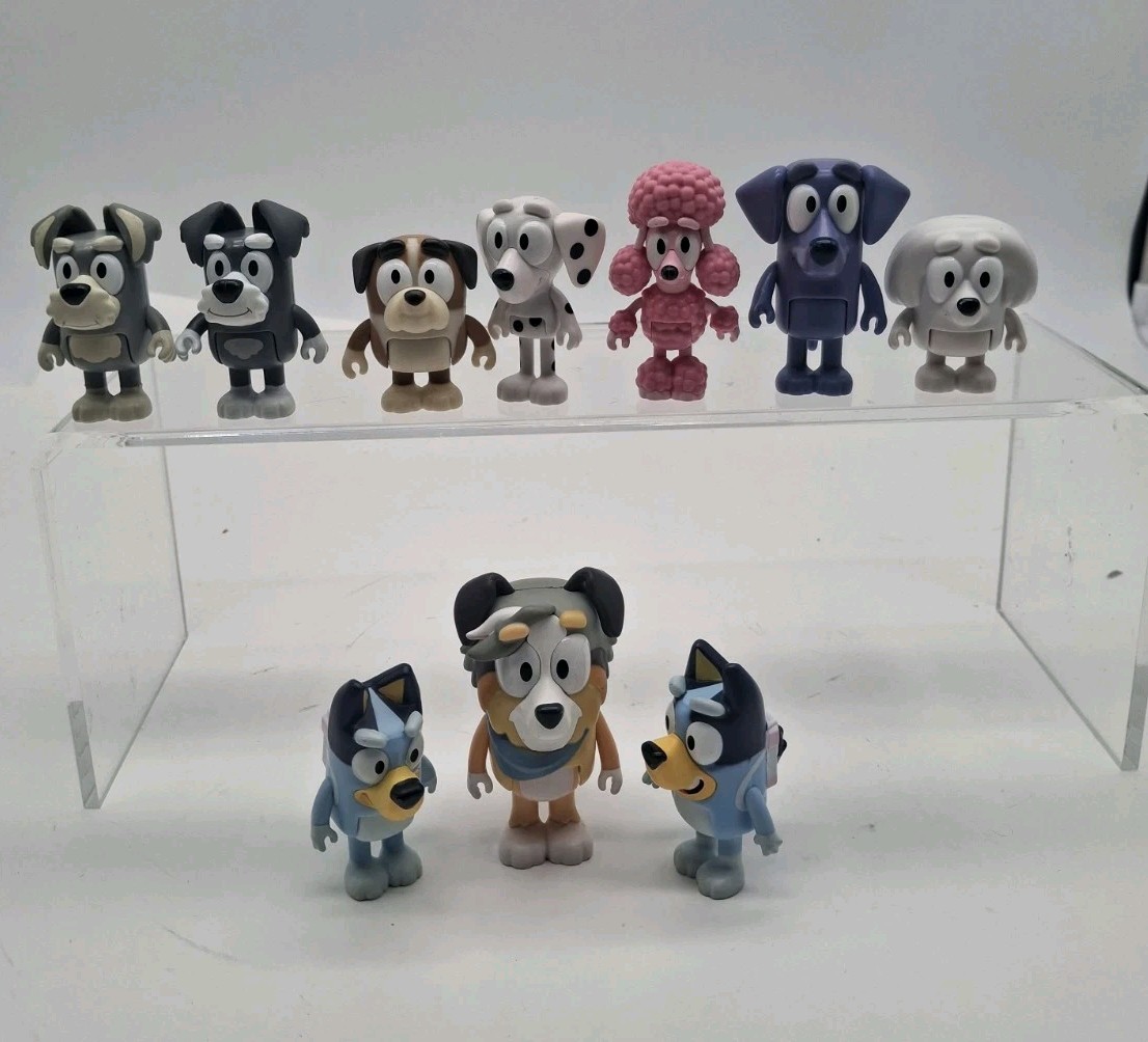 HTF Rare Bluey The Terriers dog&rsquo;s And Other Bluey School Friends Figure 💥