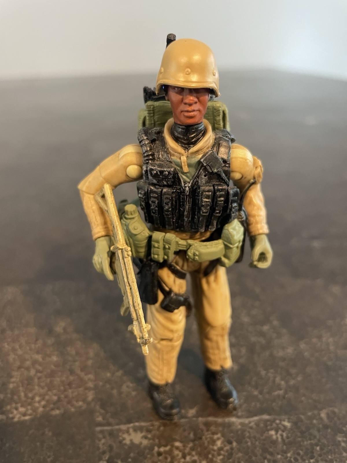 Elite Force Army Desert Ops Assault Commander Action Figure Blue Box Toys 2000