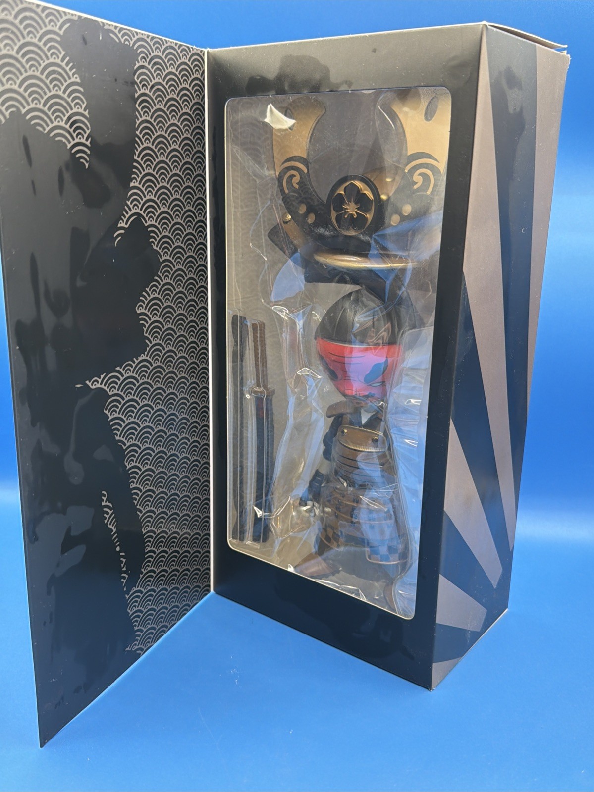2PetalRose Kid Katana Vinyl – Red Mask Collectible Art Toy