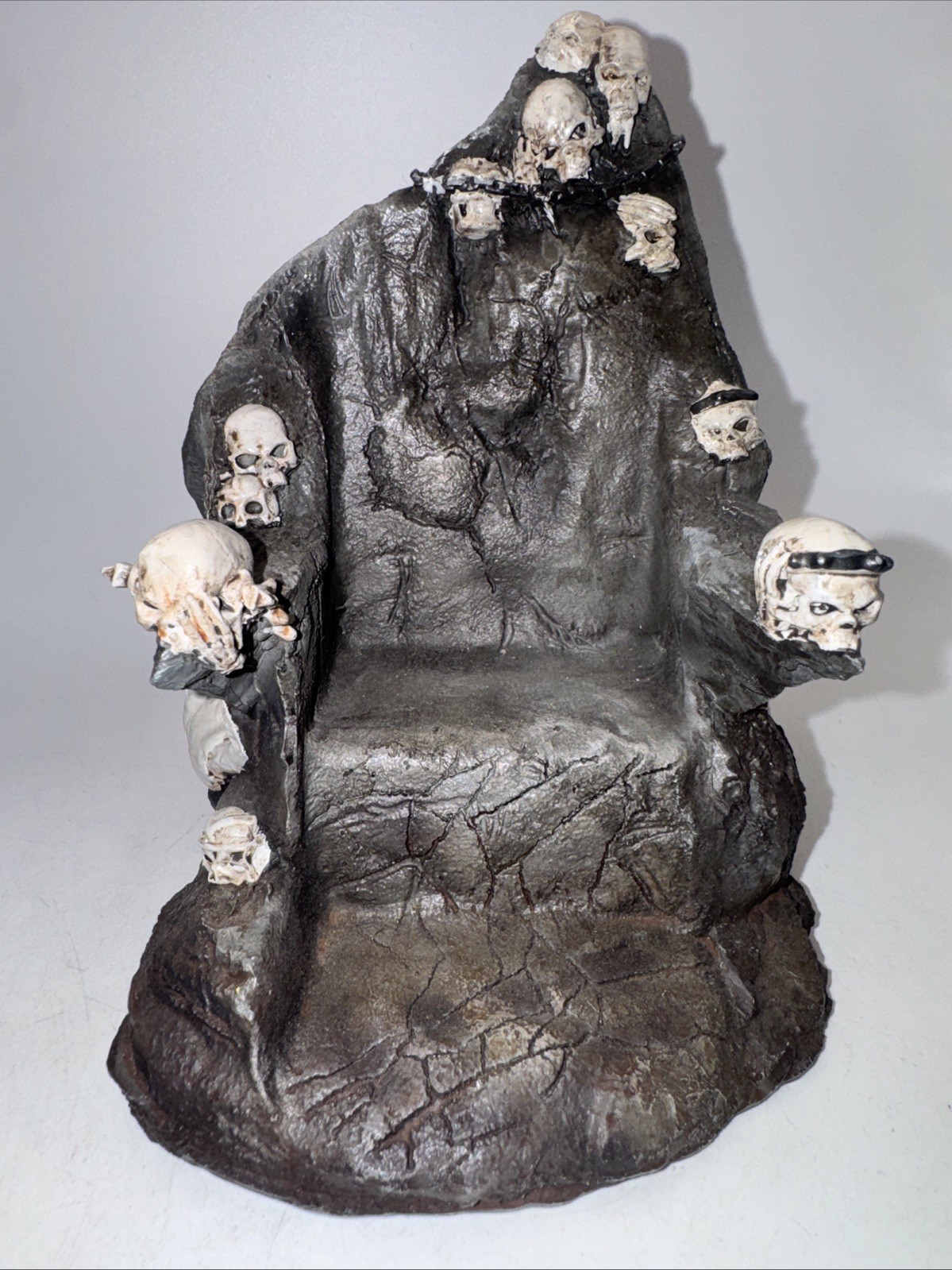 Big Smart Toys Throne of the Deceased 1:12 1/12th 6” scale diorama New Rare