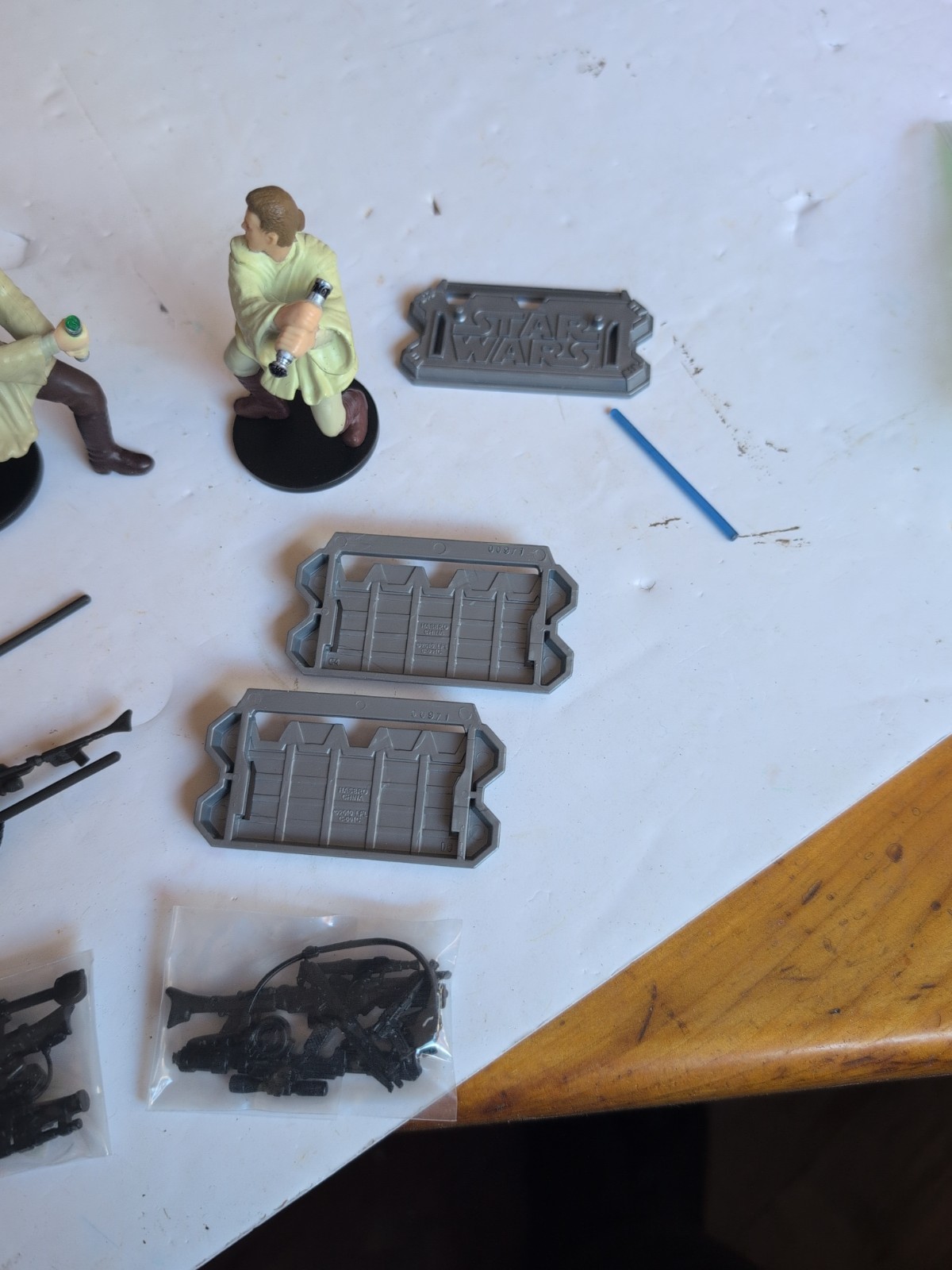 Applause Vtg Star Wars Action Figure SET 1999 Damaged With Weapons And Dice