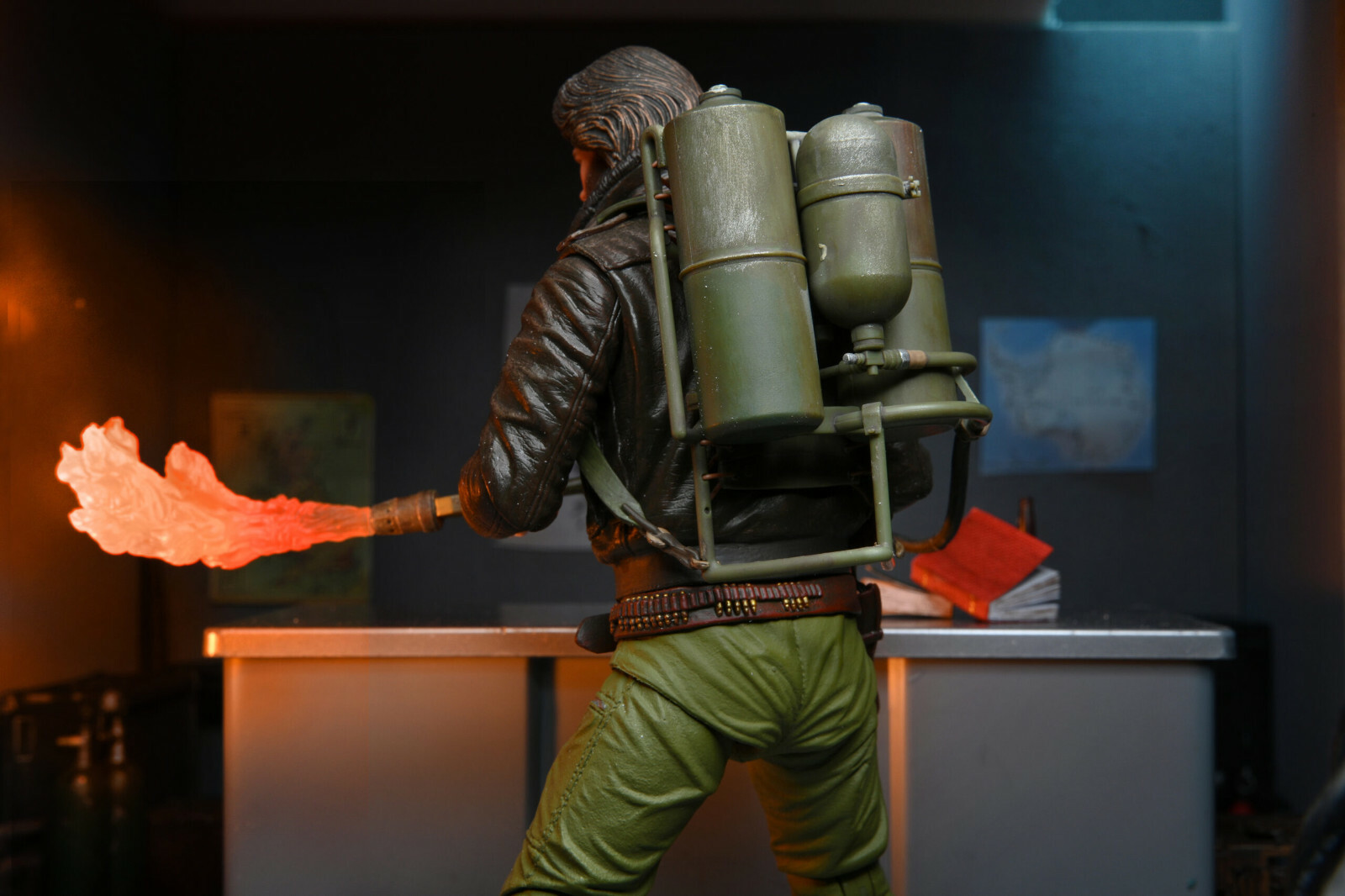 NECA THE THING ULTIMATE MACREADY STATION SURVIVAL VERSION 2