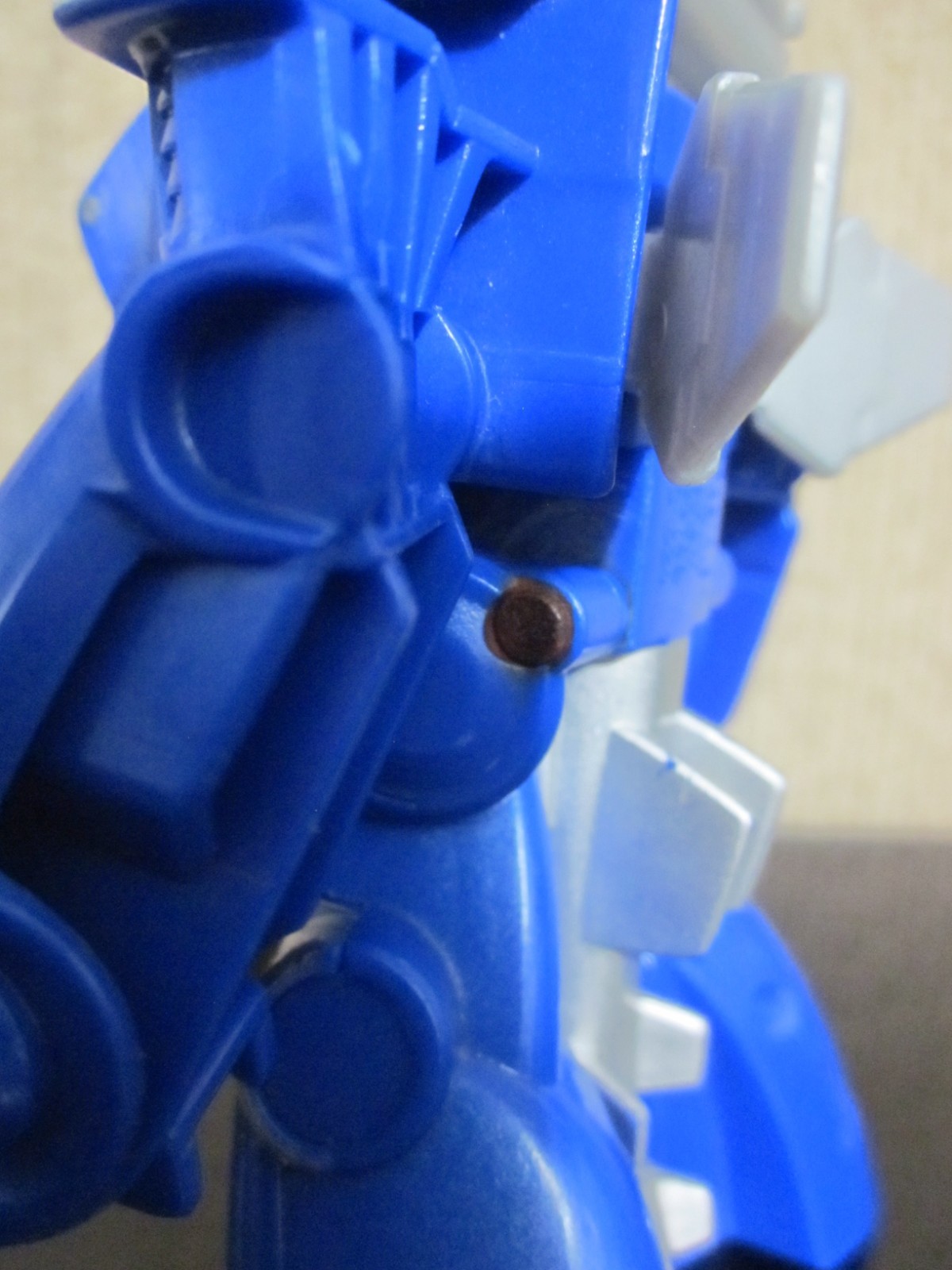 Hasbro Tomy Playskool Heroes Transformers Rescue Bots Chase The Dino Protector