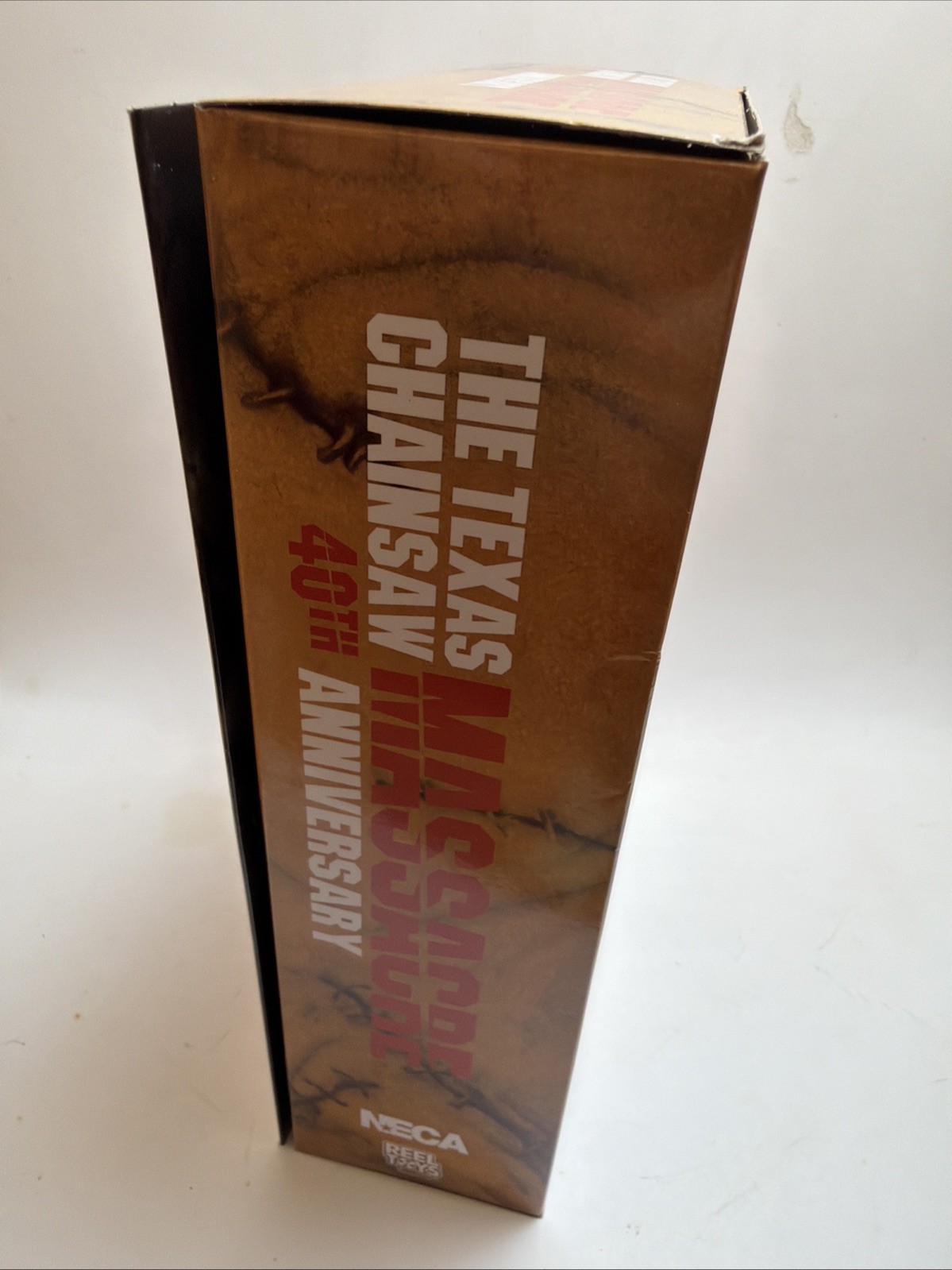 NECA Ultimate Texas Chainsaw Massacre Leatherface 7&Prime; Horror Action Figure 40th