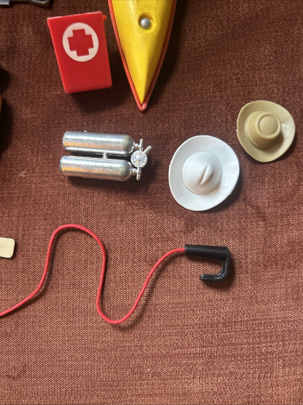 Vintage Fisher-Price 1974 Adventure People & Accessories Lot – 1970’s Figures