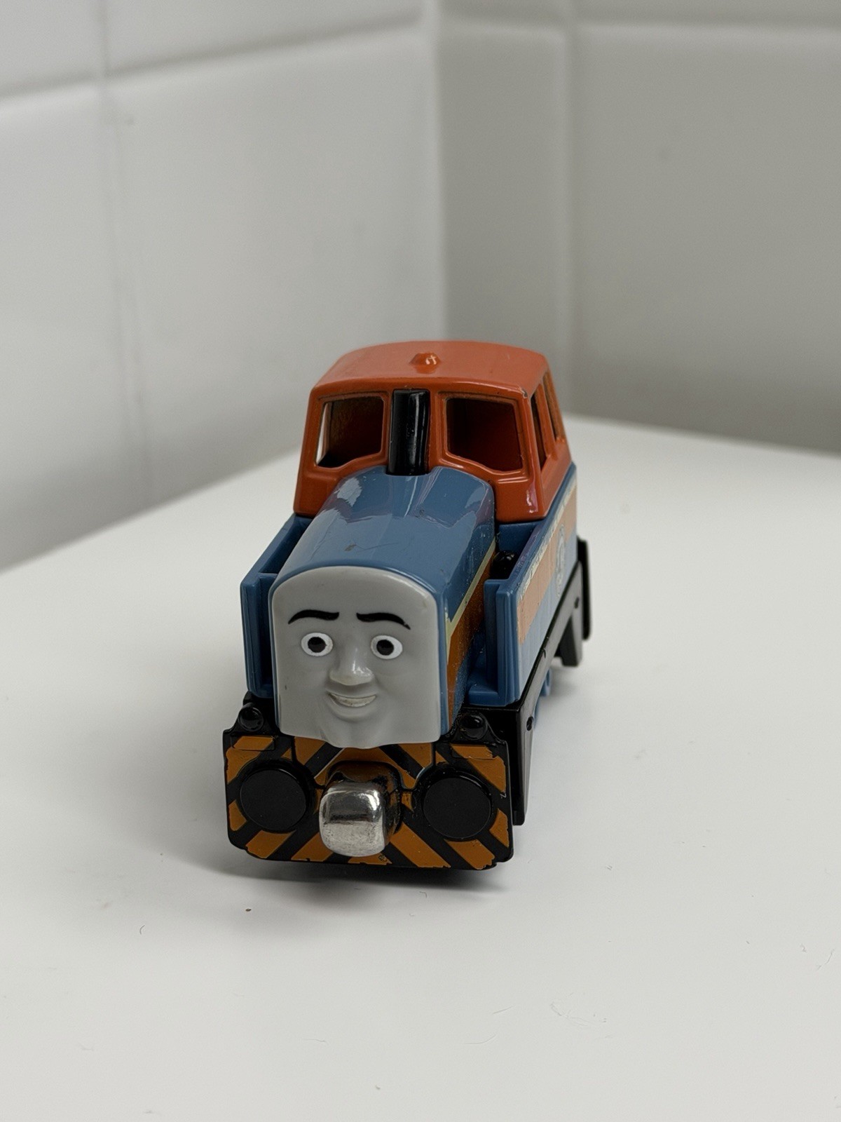 Thomas and Friends – Den – 2012 Take N Play Square Magnet Train