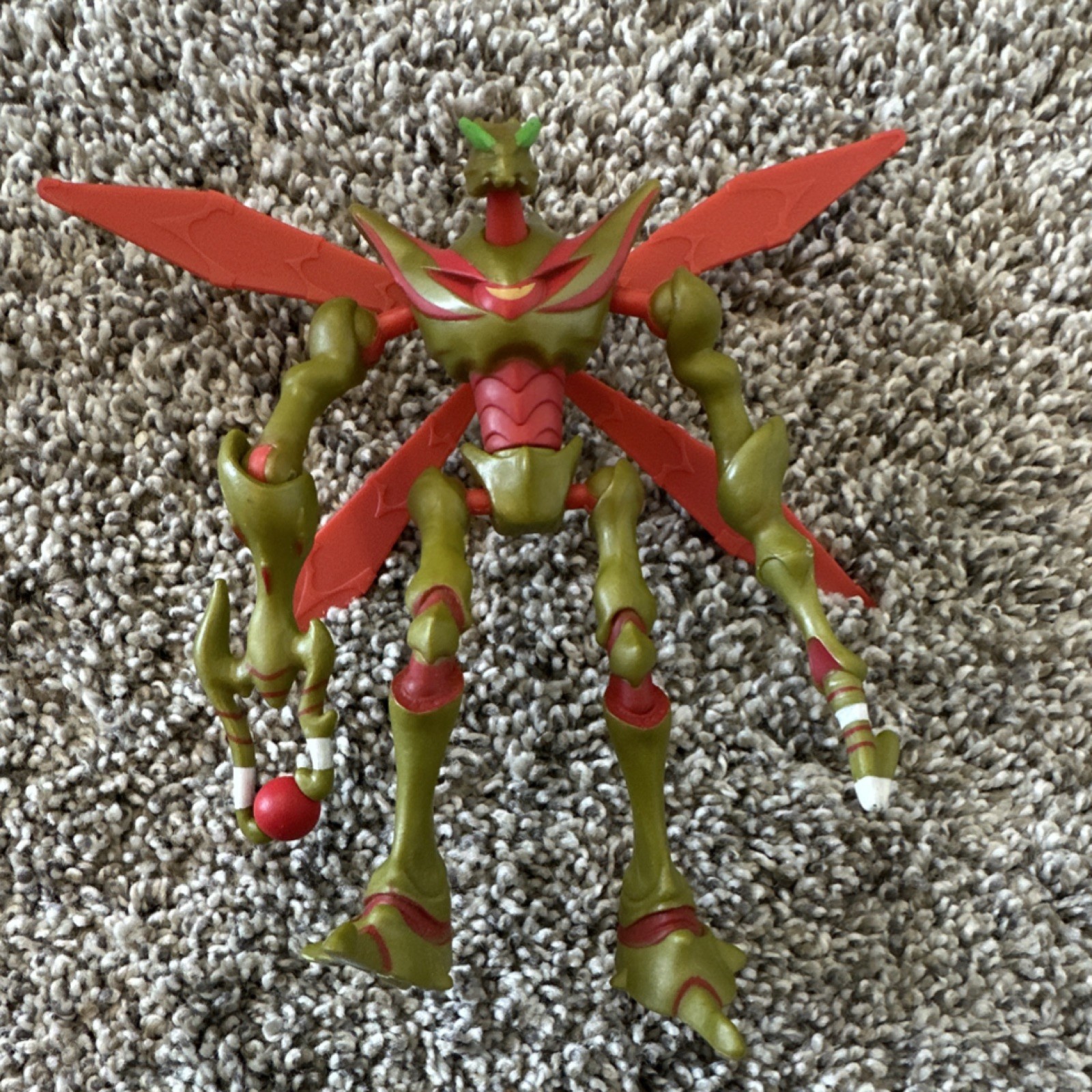 Insect-Style Winged Action Figure Plastic Toy Green Red Insect Species