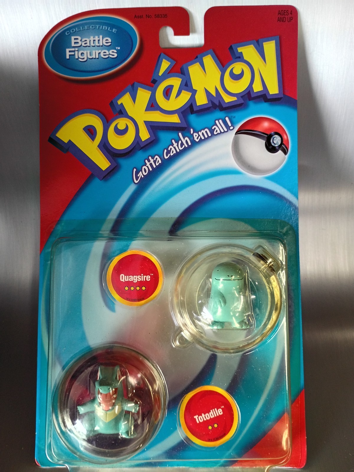 Pokémon Poke Ball Figures Battle Disc Quagsire Totodile
