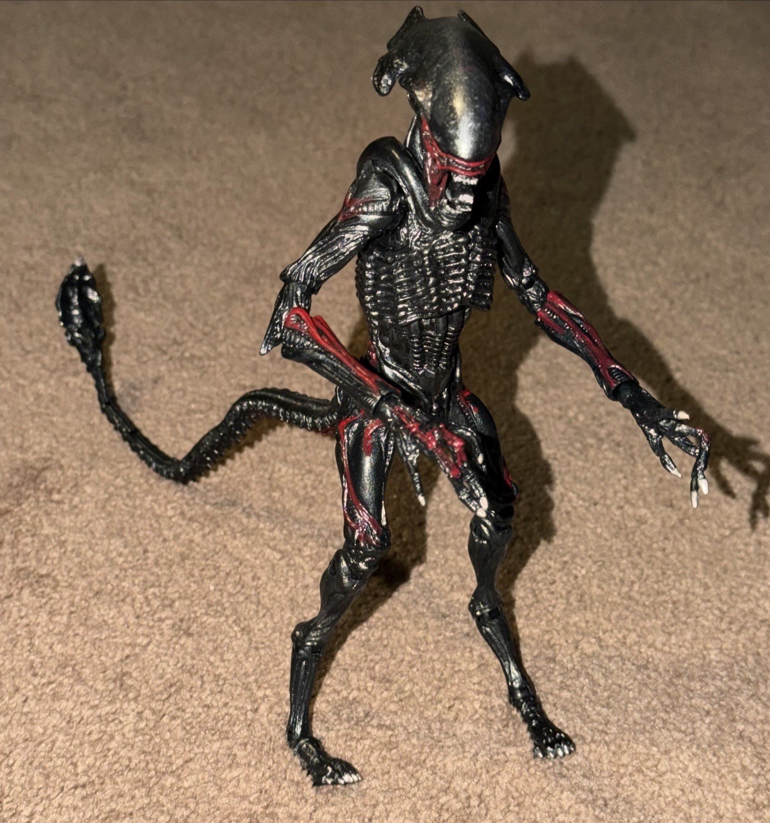 NECA Aliens – 7&Prime; Action Figure Kenner Tribute Night Cougar Alien