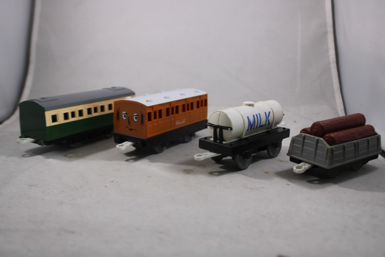Green Express Coach Passenger Trackmaster Plarail Thomas Logs TOMY Clarabel