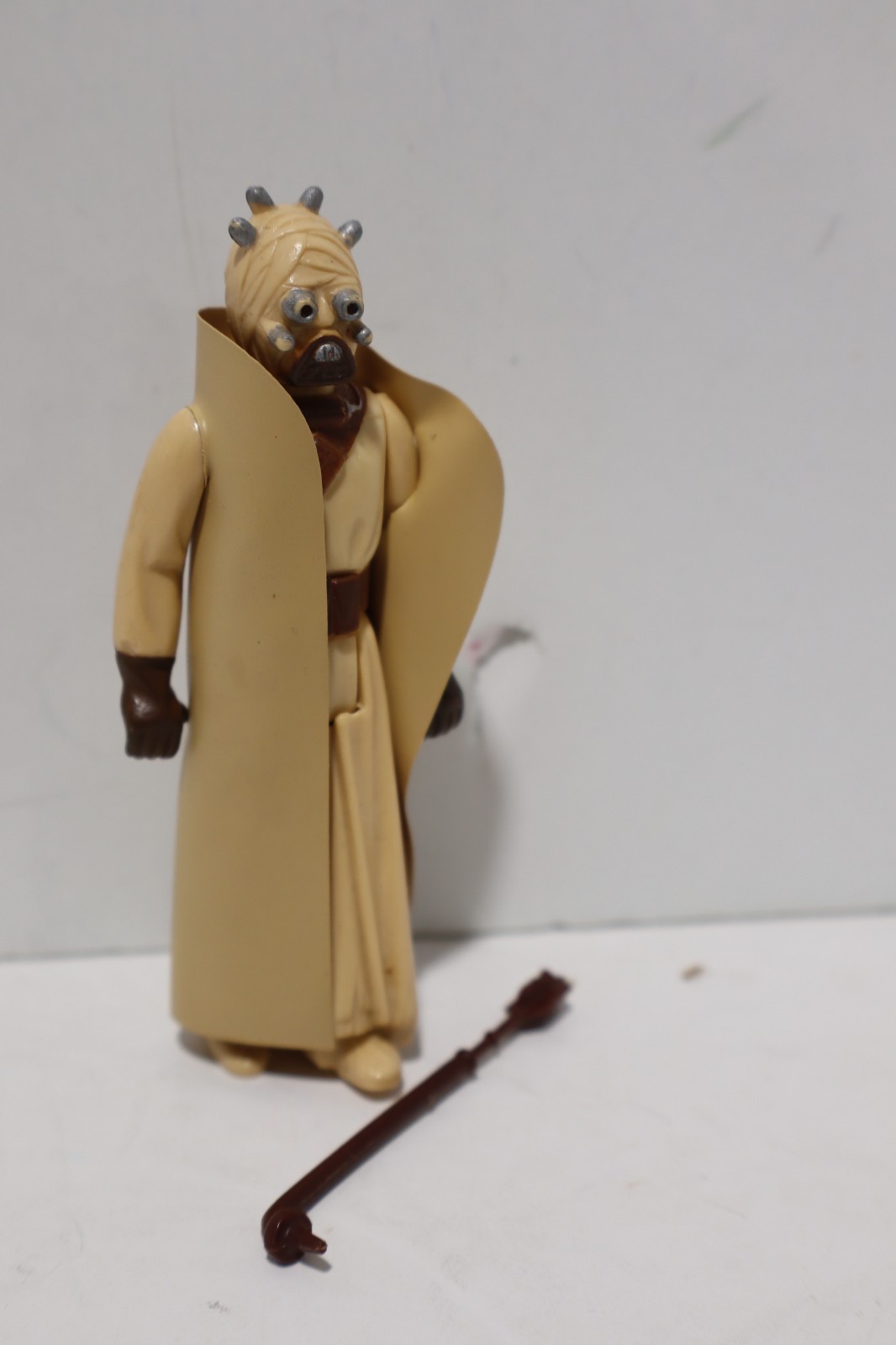 Vintage Kenner Star Wars Tusken Raider Sandperson – Nice Complete Figure –