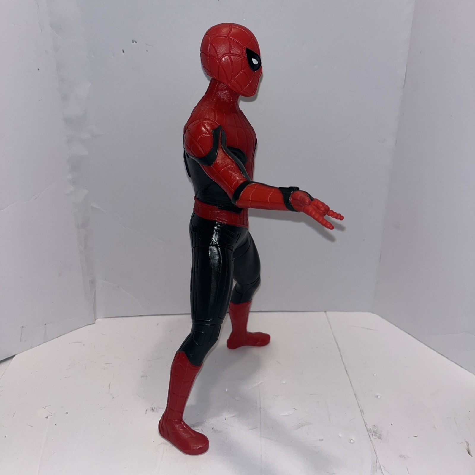 Spider-Man Marvel Action Figure Far From Home Movie Suit 2021
