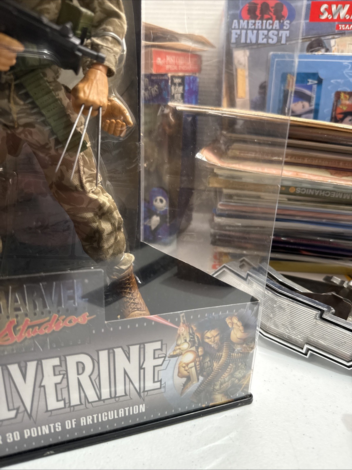 Marvel Studios 12&Prime; Collector&rsquo;s Edition Army Wolverine 2002 Toy Biz Box Damage