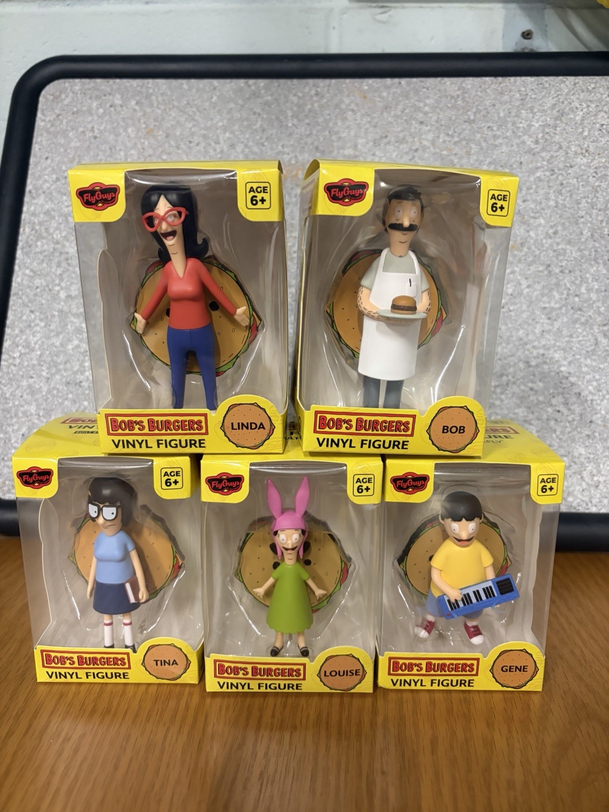 Bob&rsquo;s Burgers Set of 4&Prime; Figures: Linda, Bob, Tina, Louise & Gene.