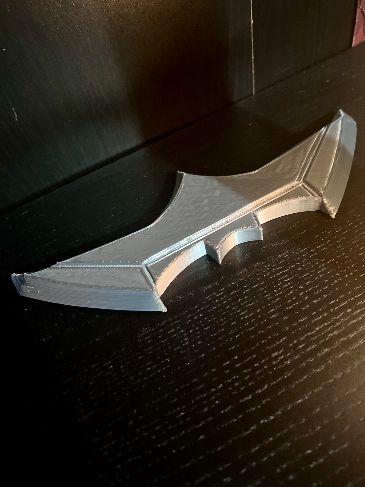 Batman vs Superman , Justice League Batarang 2pk
