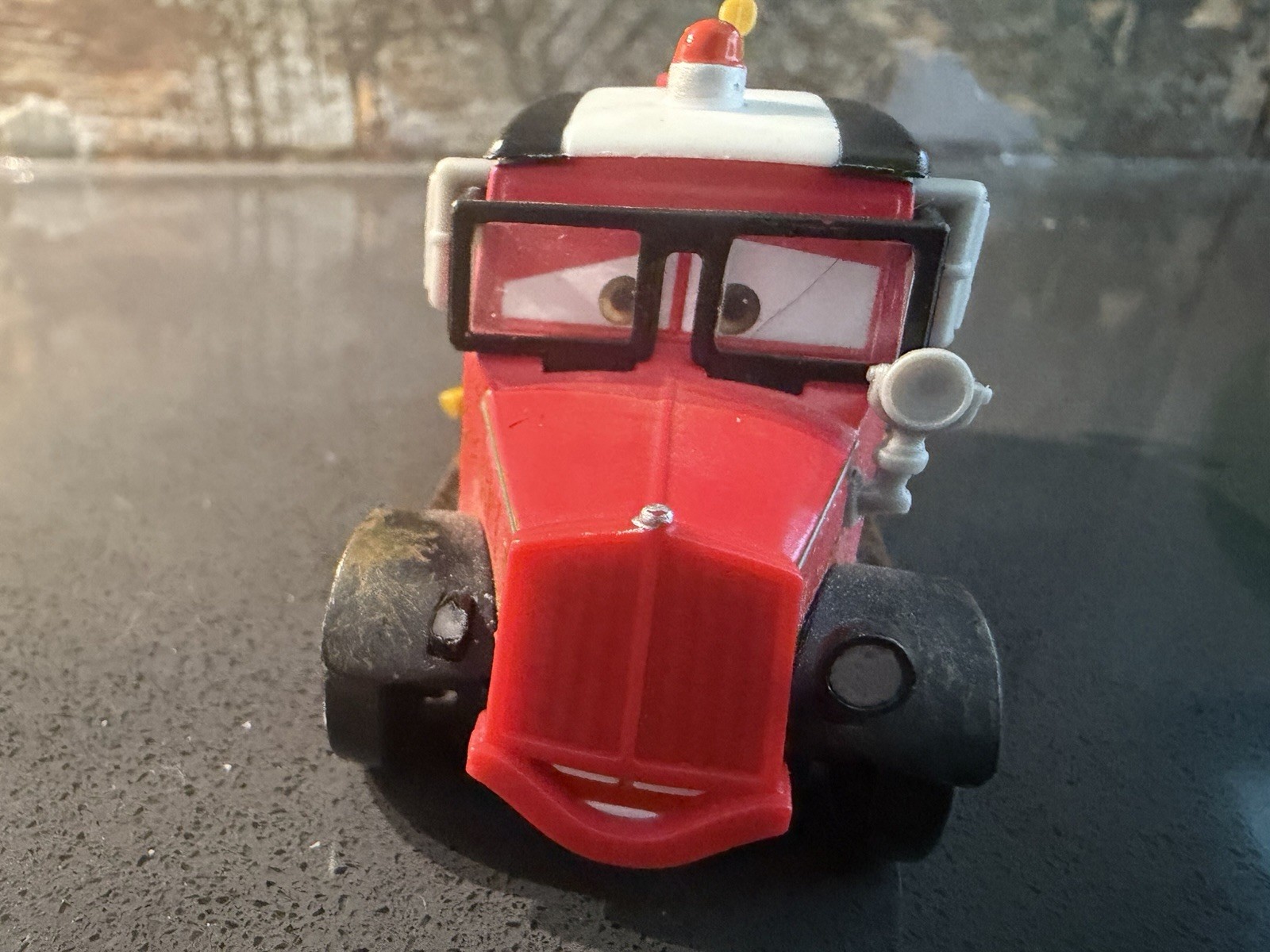 PLANES FIRE & RESCUE Mayday Propwash Junction Fire Truck Disney Die Cast Toy
