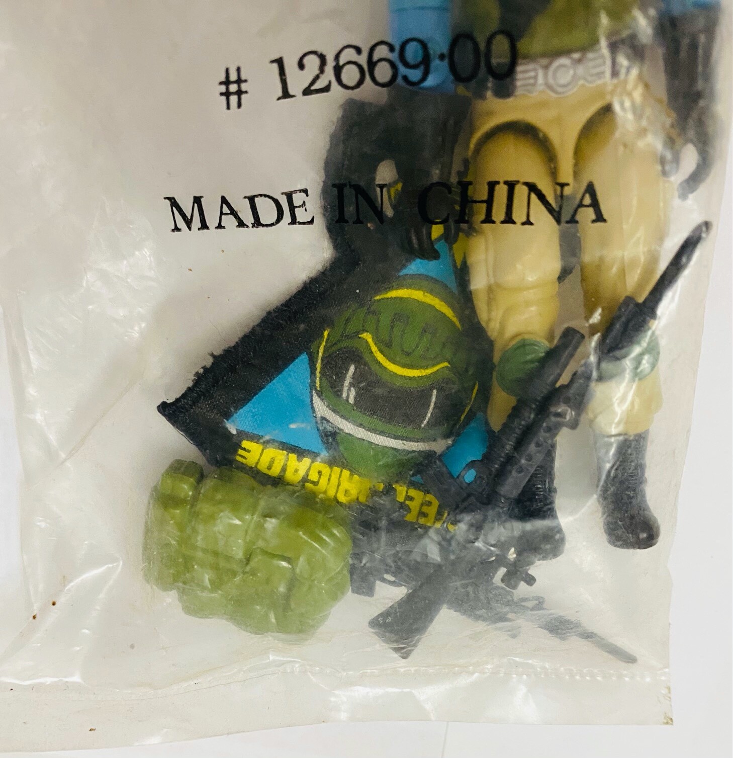 Hasbro G.I. Joe Steel Brigade Mail in Variation Mint in factory sealed w/ 2 GUNS