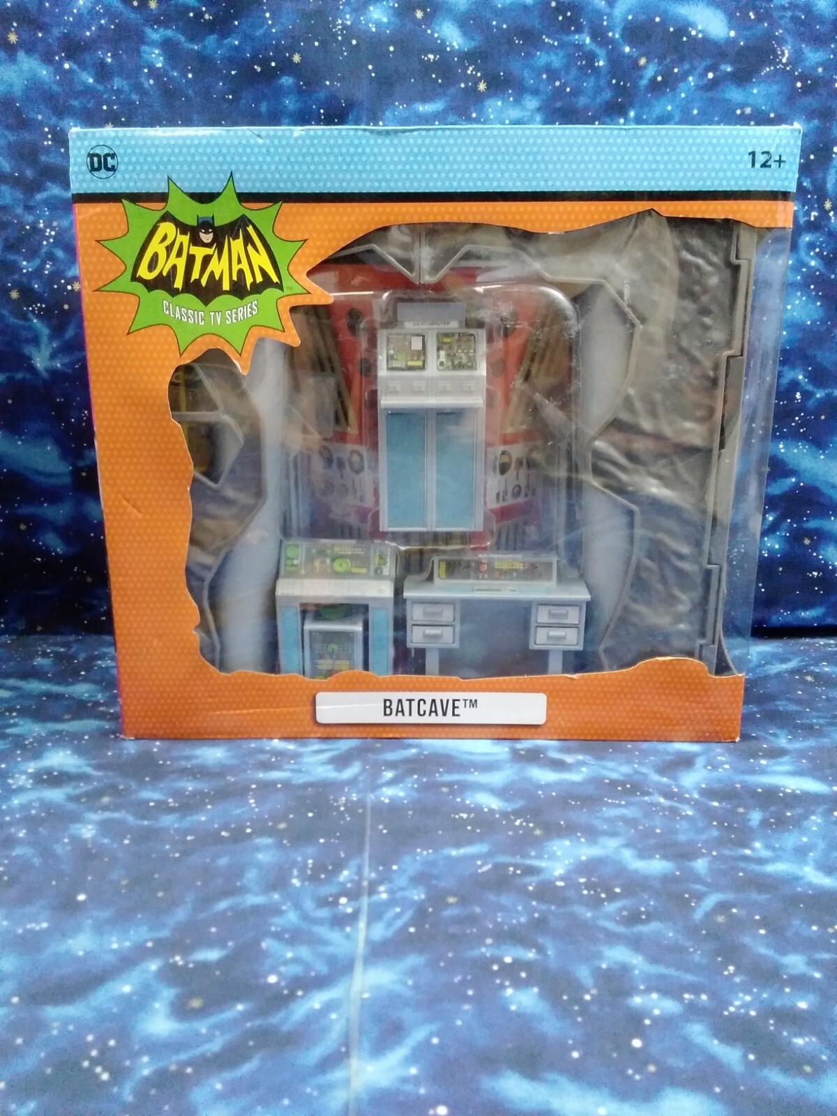McFarlane 2021 DC Batman Retro 66 Classic TV Series Batcave Playset