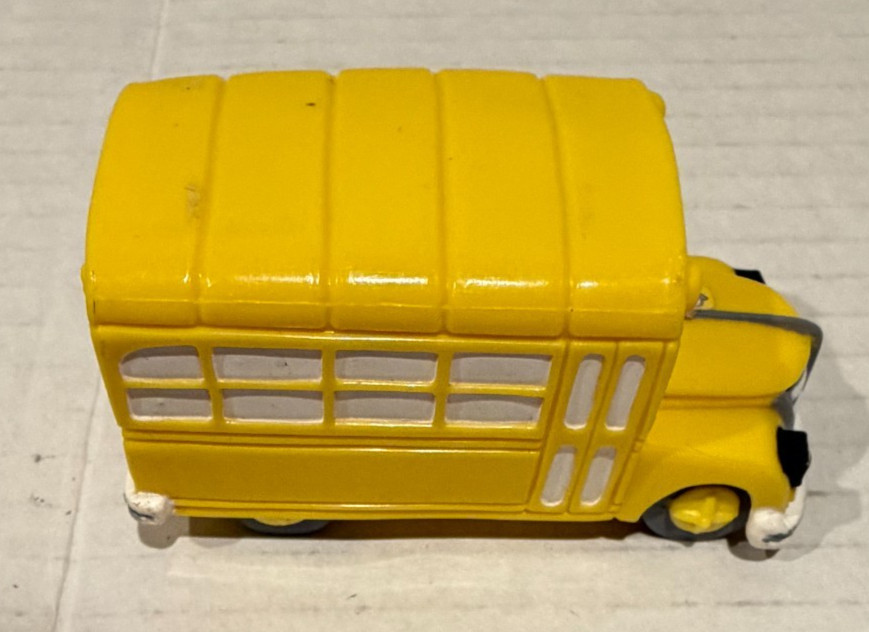 1995 Kenner Scholastic&rsquo;s Magic School Bus Near Set of 3 Figures & Bus NICE LOOK!