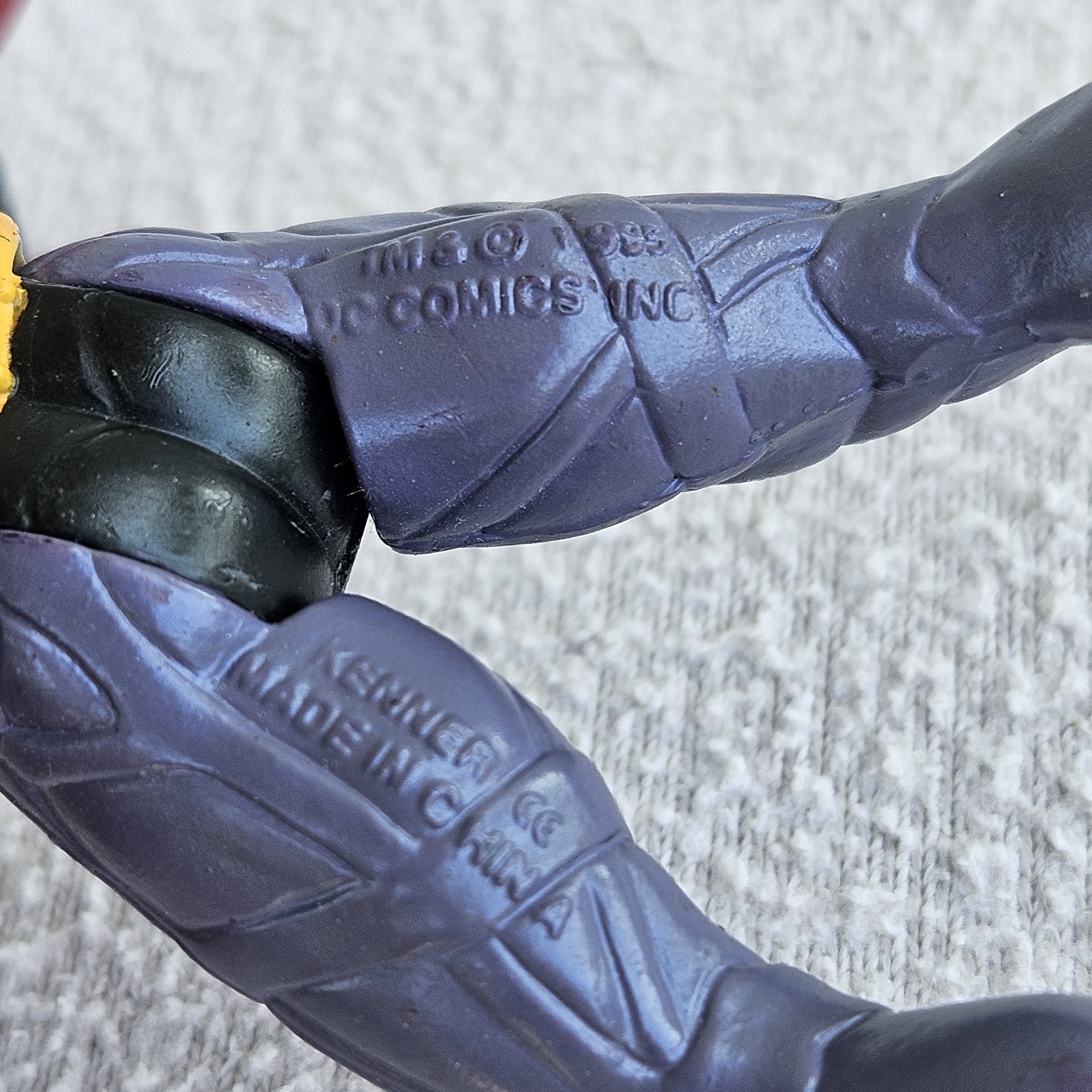 1995 Kenner Batman Forever Deluxe Attack Wing Batman Action Figure