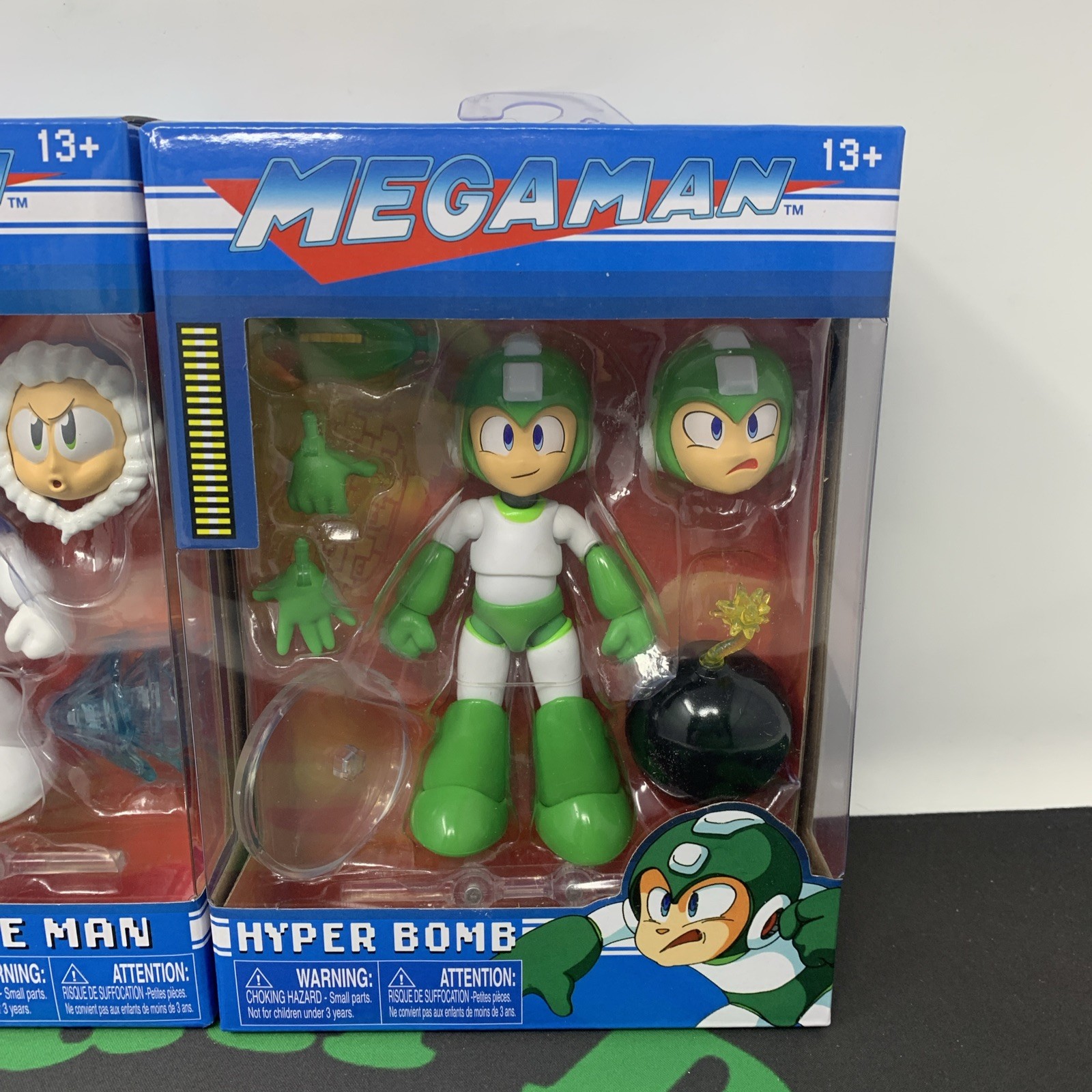 Mega Man Action Figure Lot Hyper Bomb 34507 Ice Man 34223 1:12 Scale Jada Toys