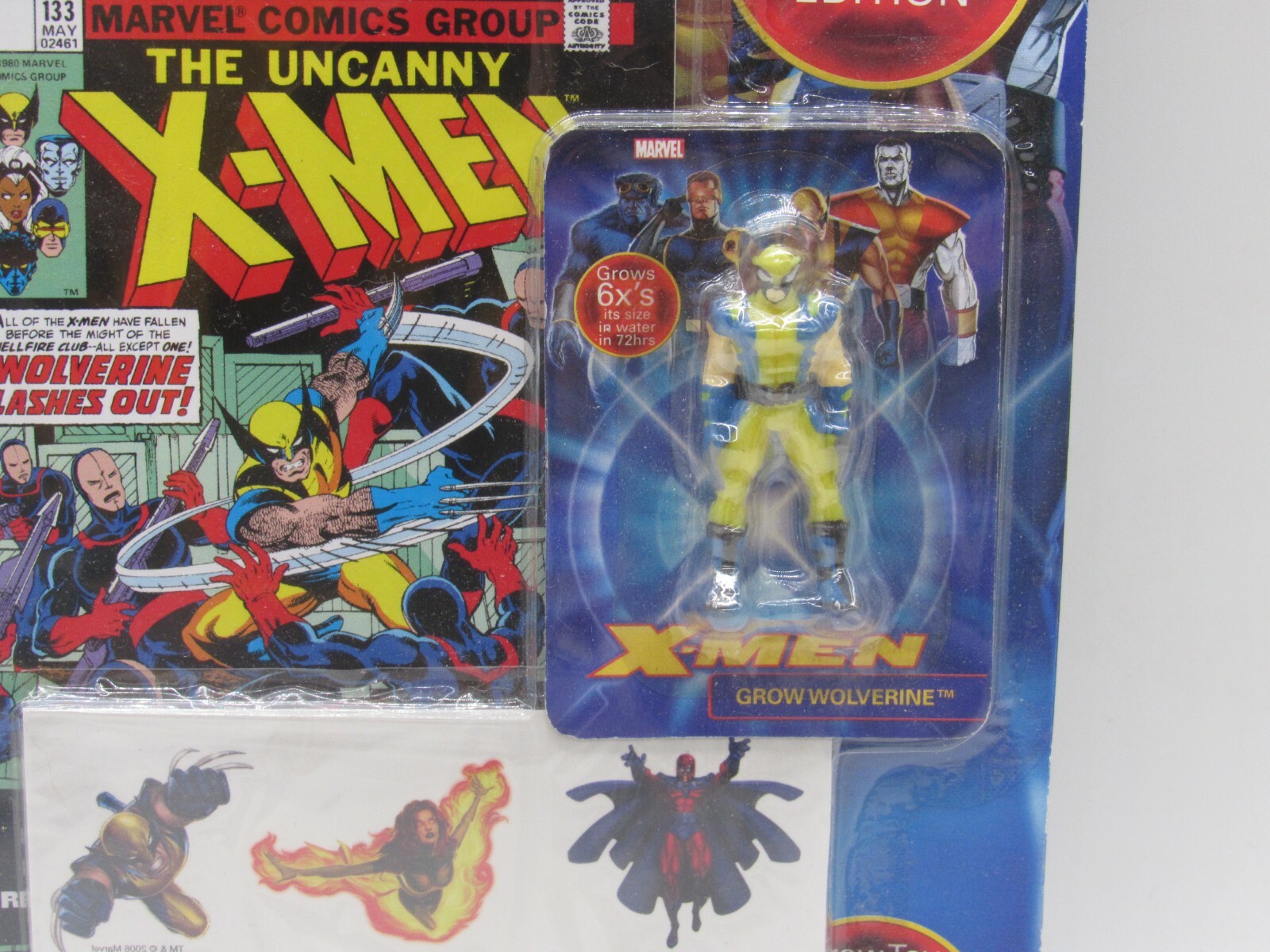 Marvel X-Men Collector’s Edition Mini Comic Book Wolverine Grow Toy Tattoos