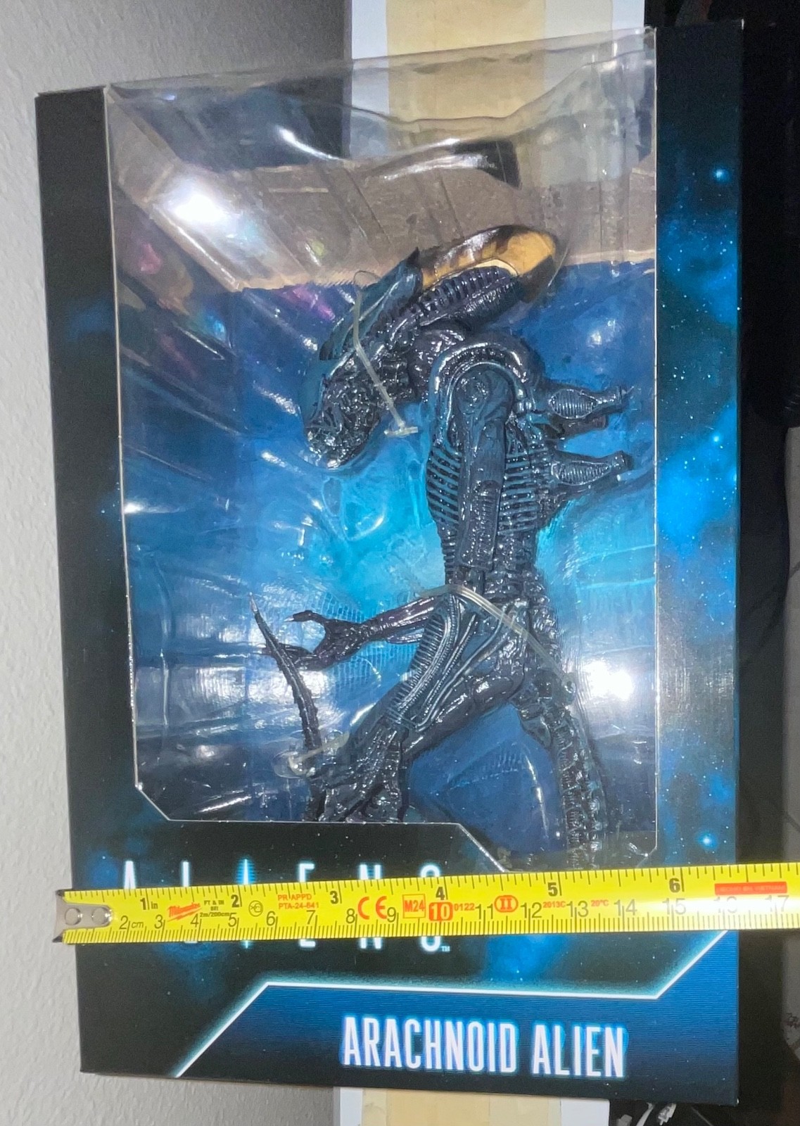 NECA ALIENS FIGURE ARACHNOID ALIEN